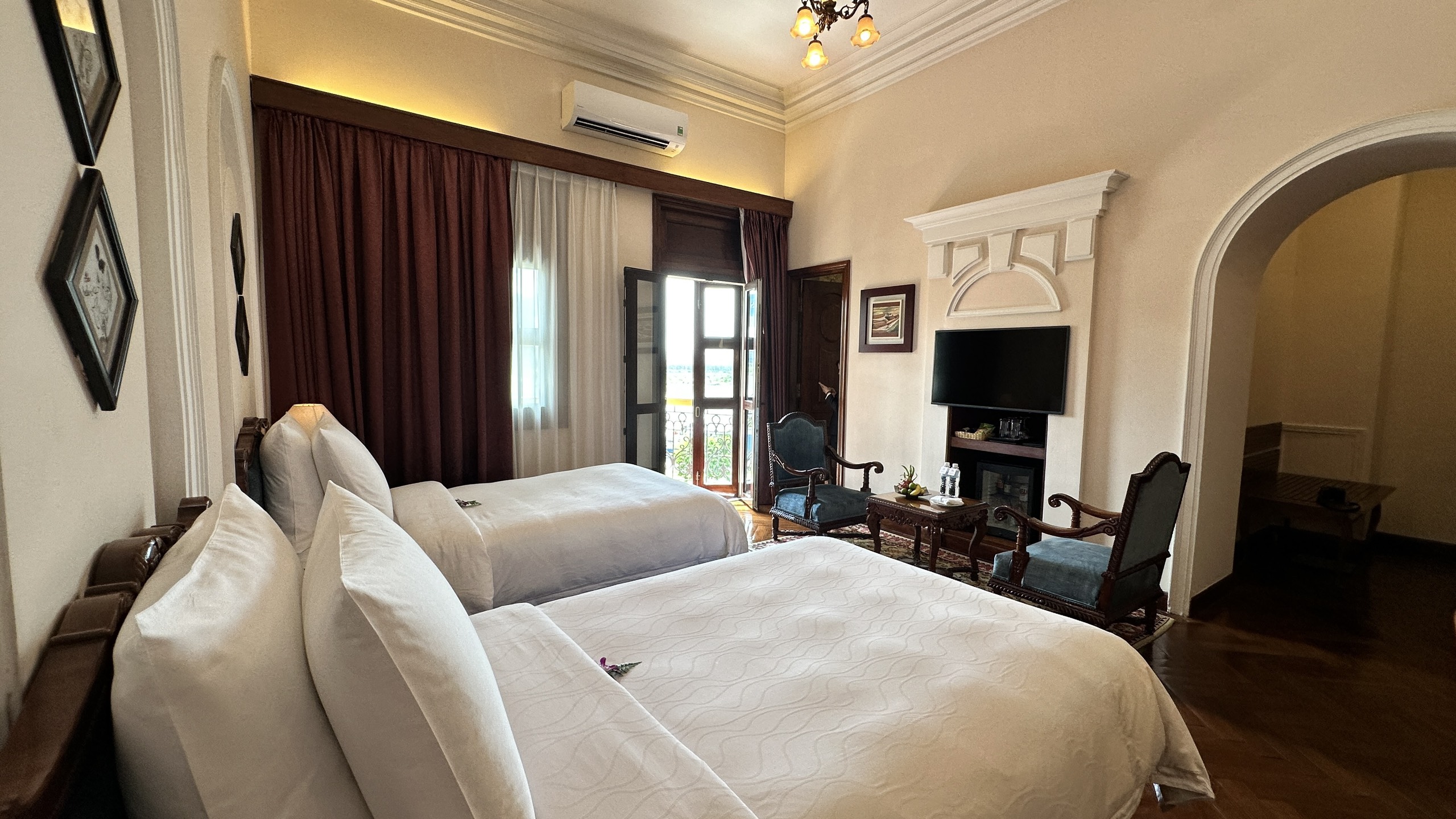 Twin Deluxe River View