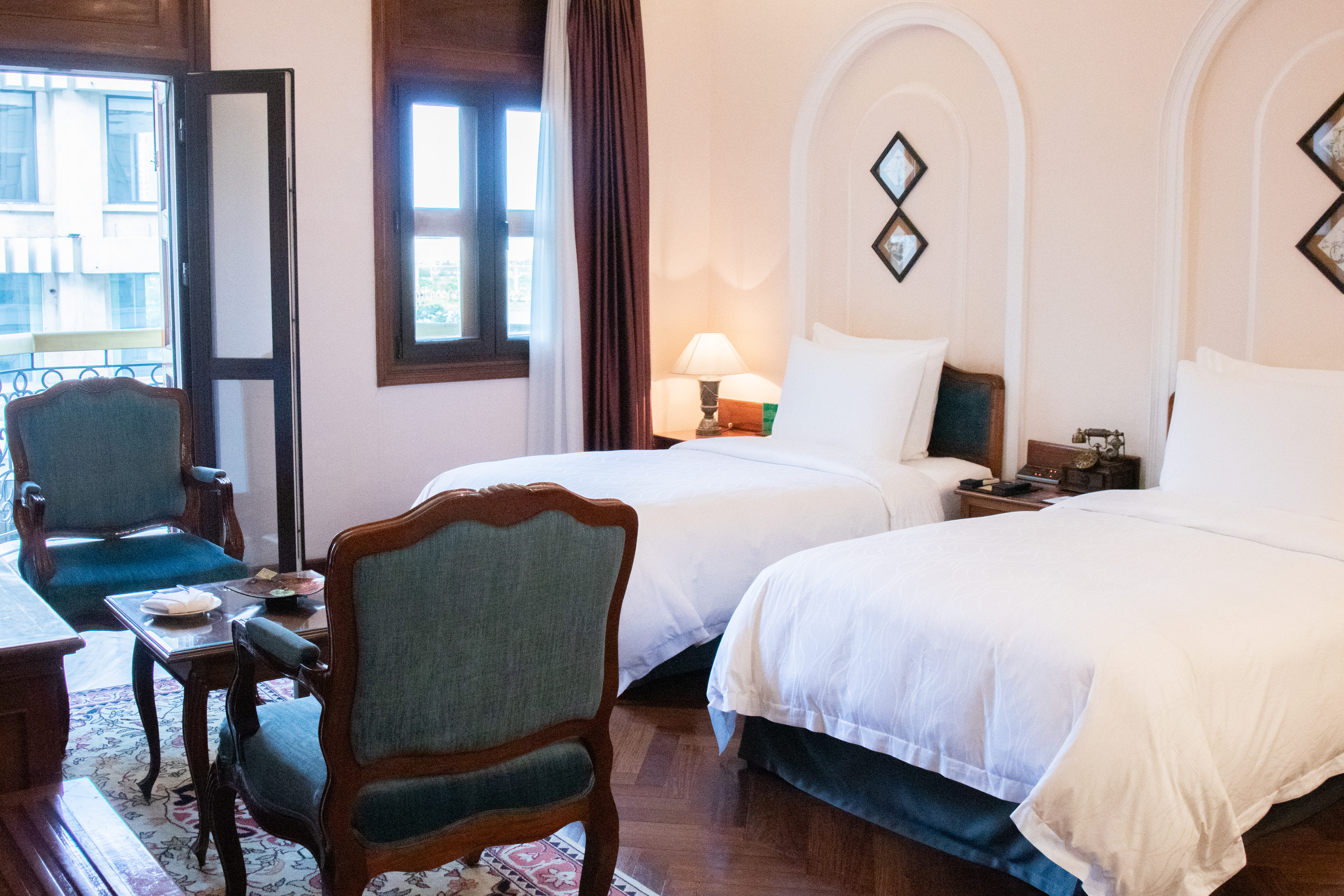 Twin Deluxe City View