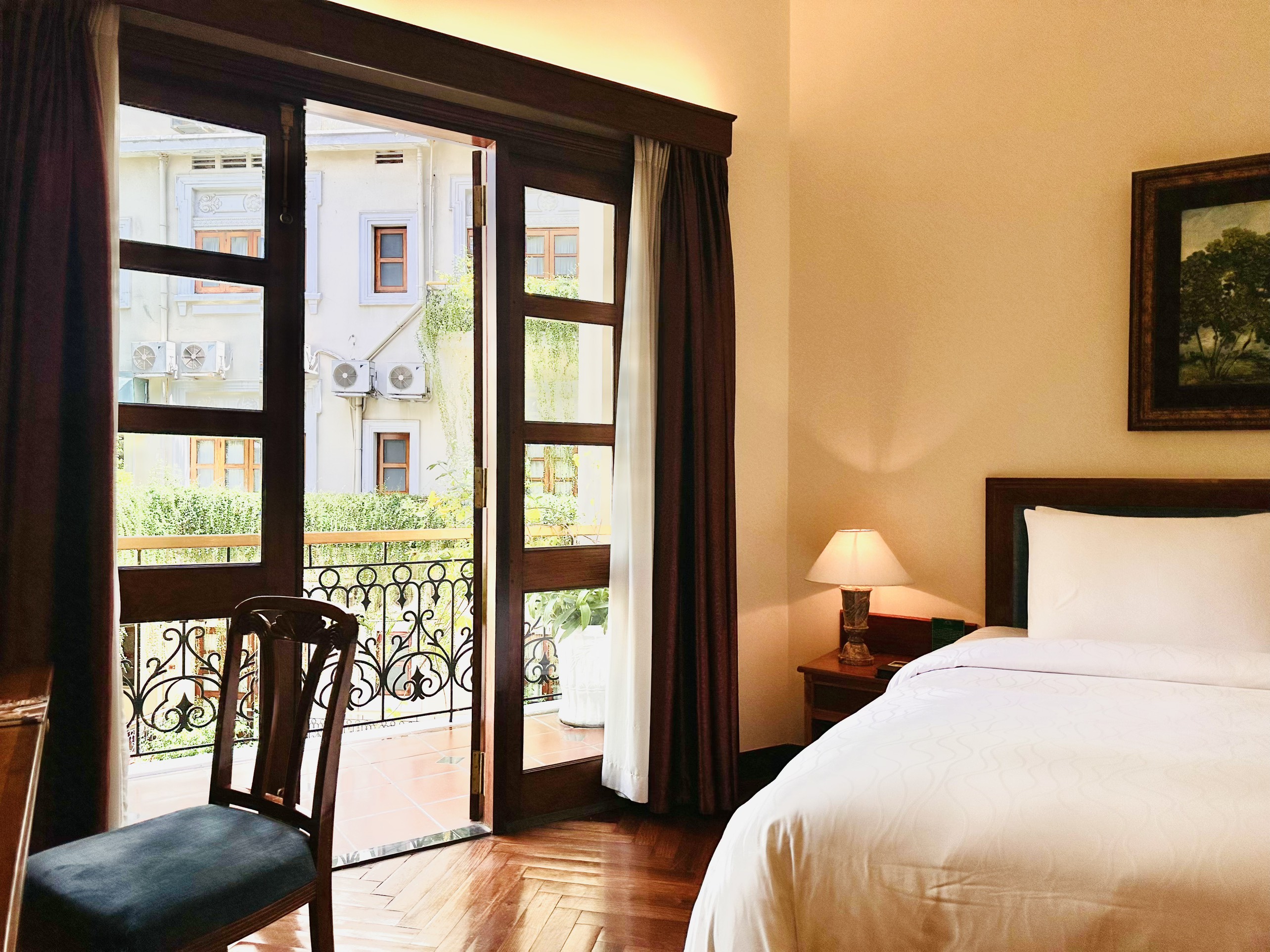 Single Deluxe Pool View