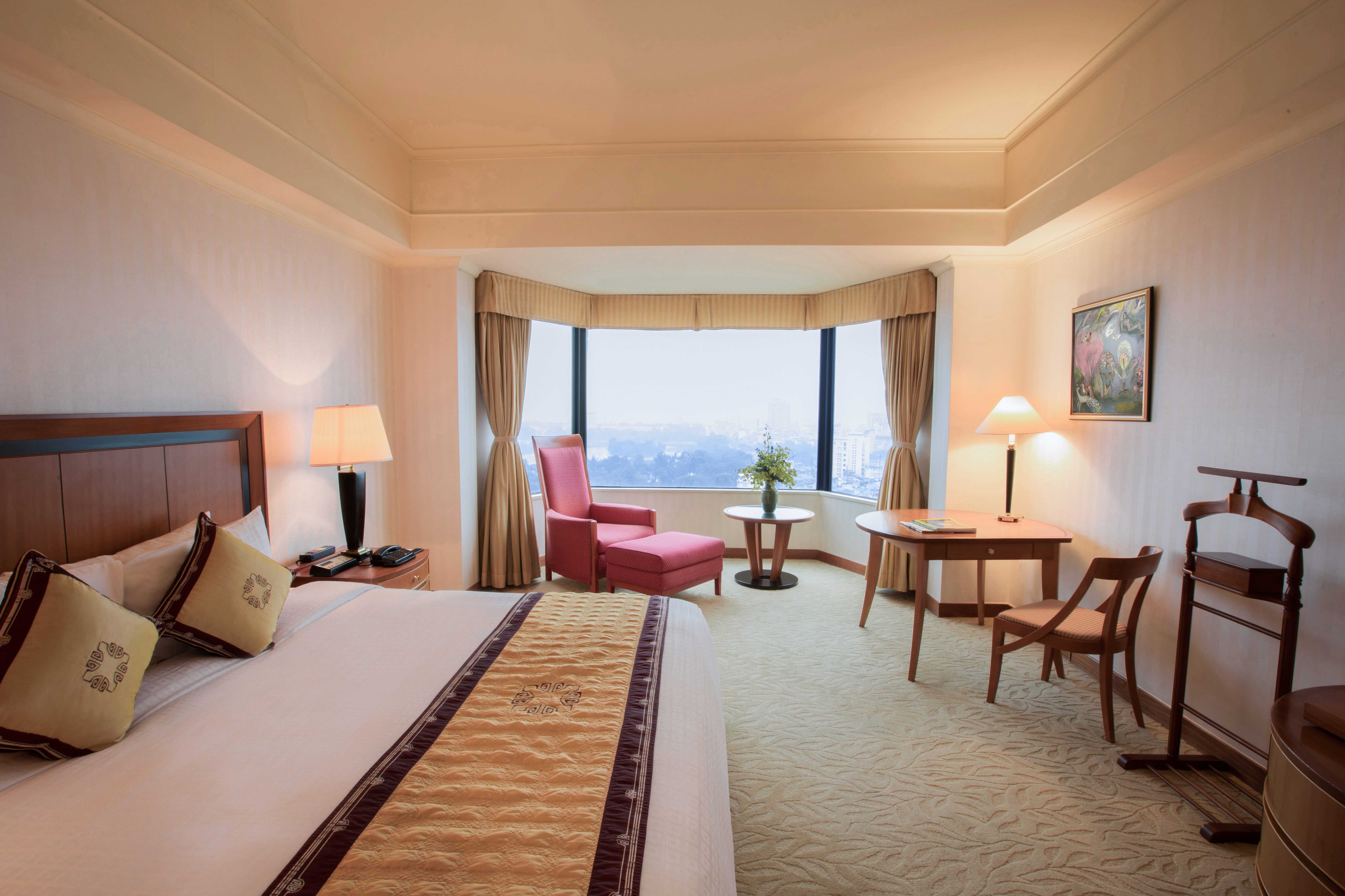 Single Executive King Bed