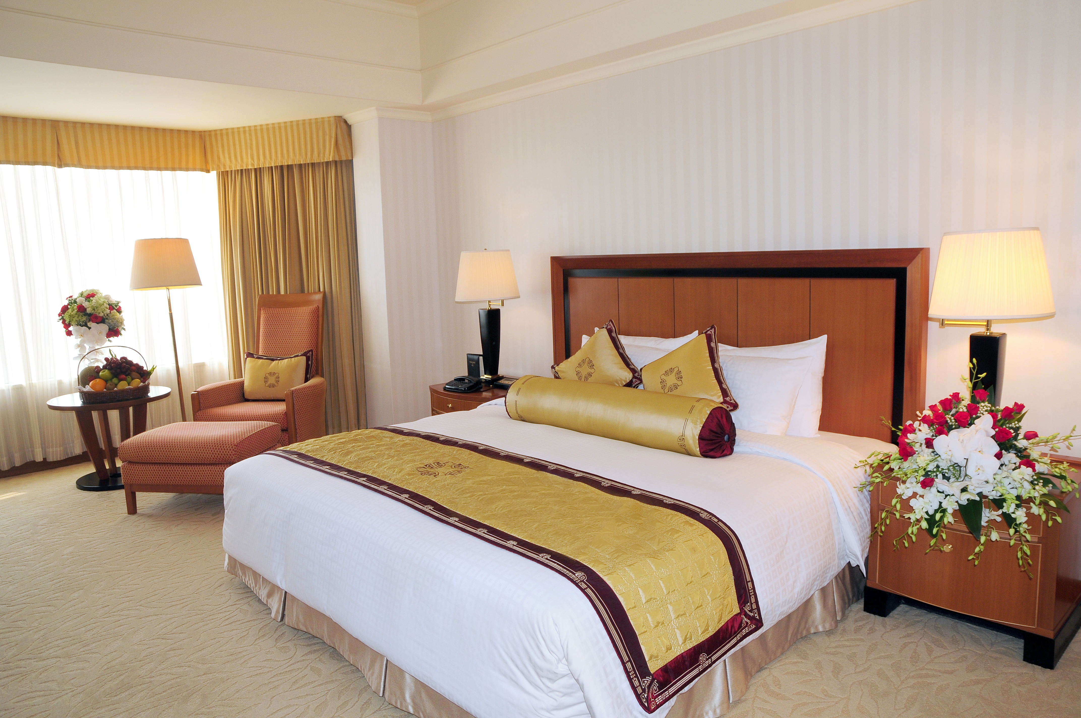 Double Executive King Bed