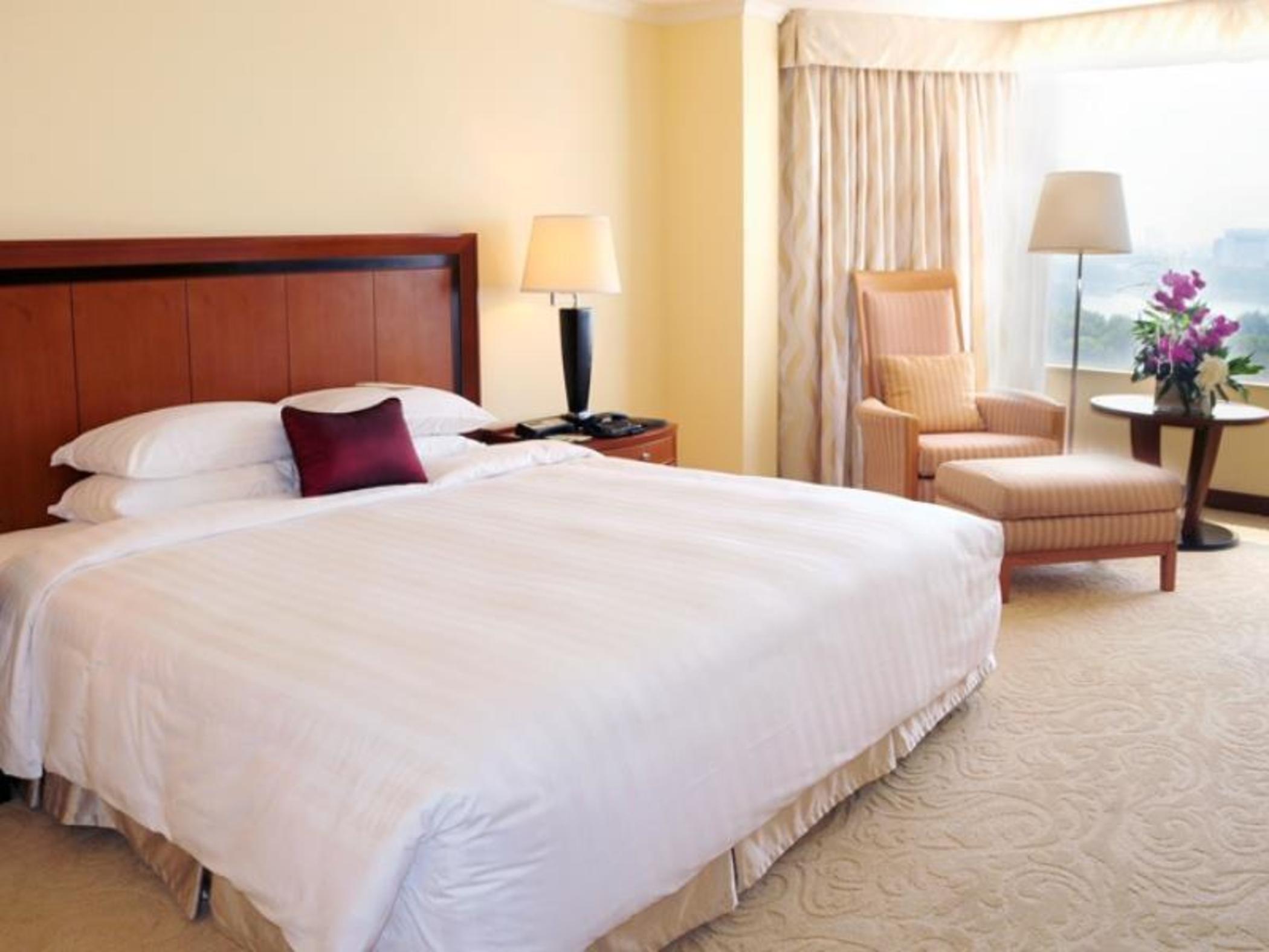 Double or Twin Deluxe