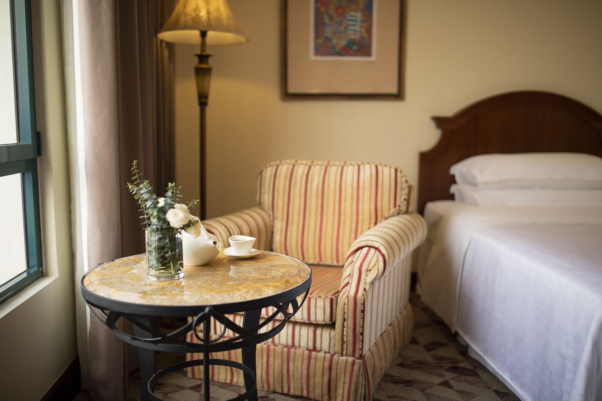 Double King Size Bed