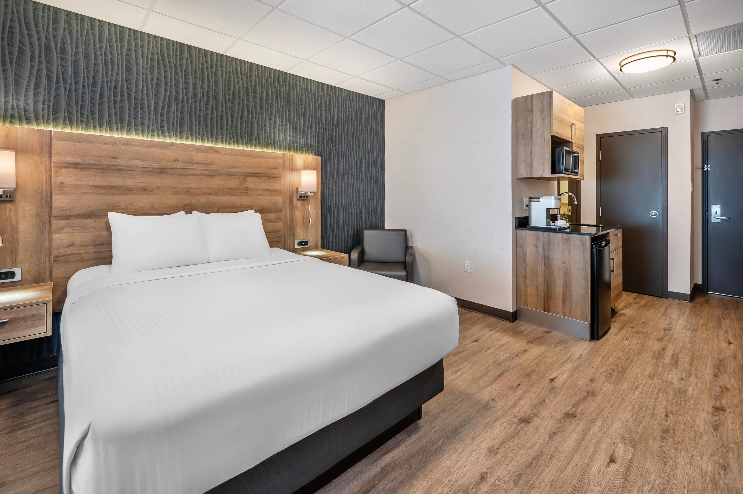 Suite Two Queen Beds