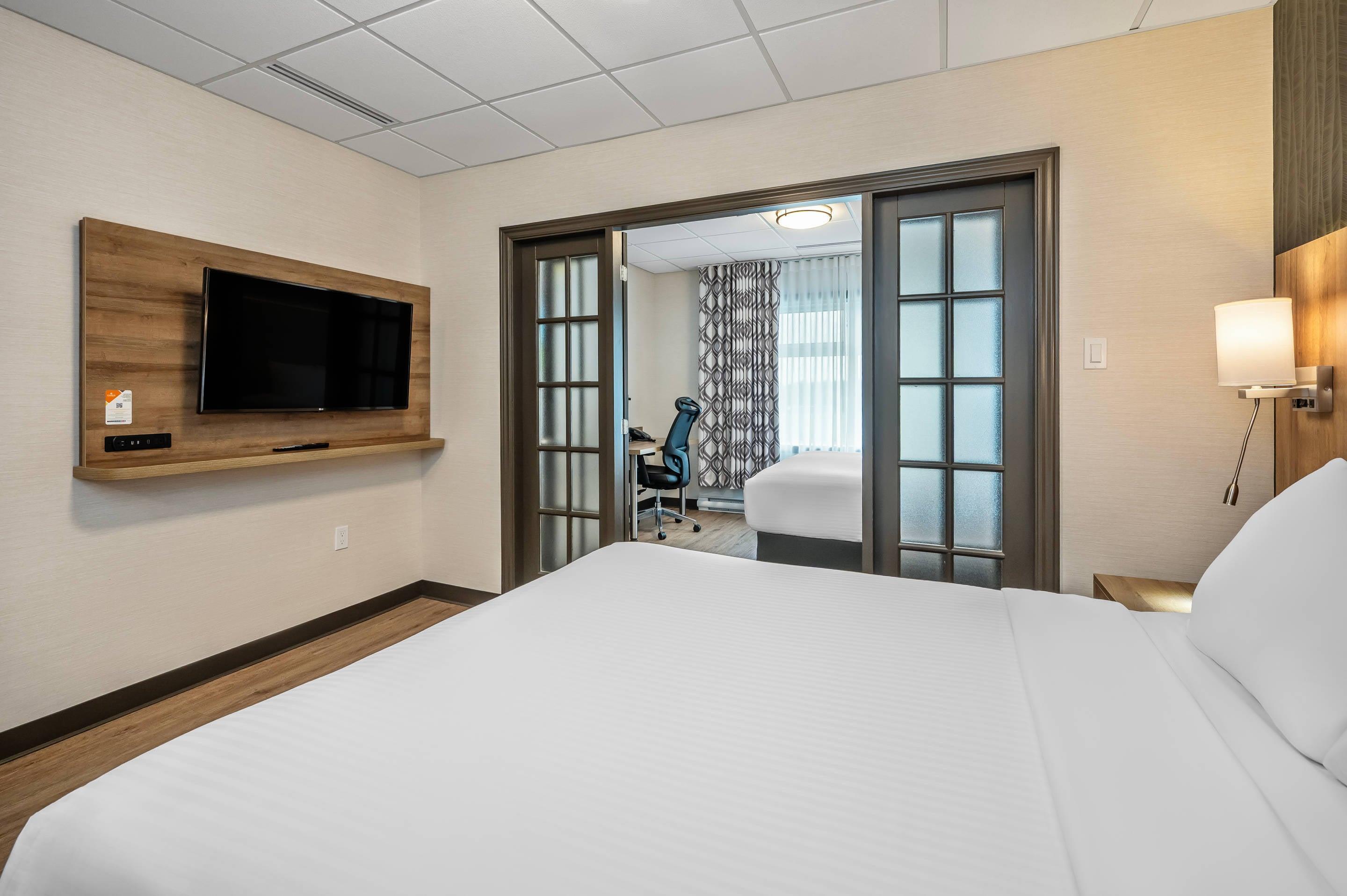 Suite Two Queen Beds