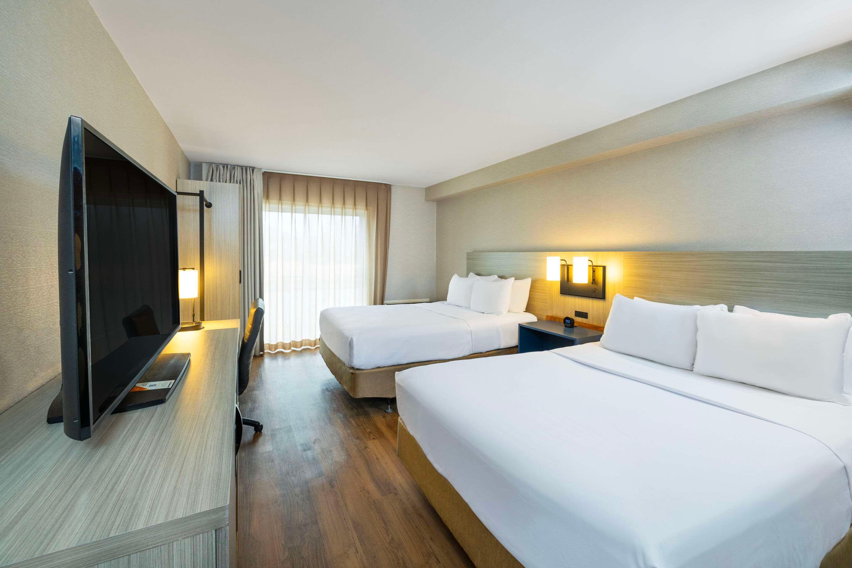 Double Two Queen Beds Non Smoking