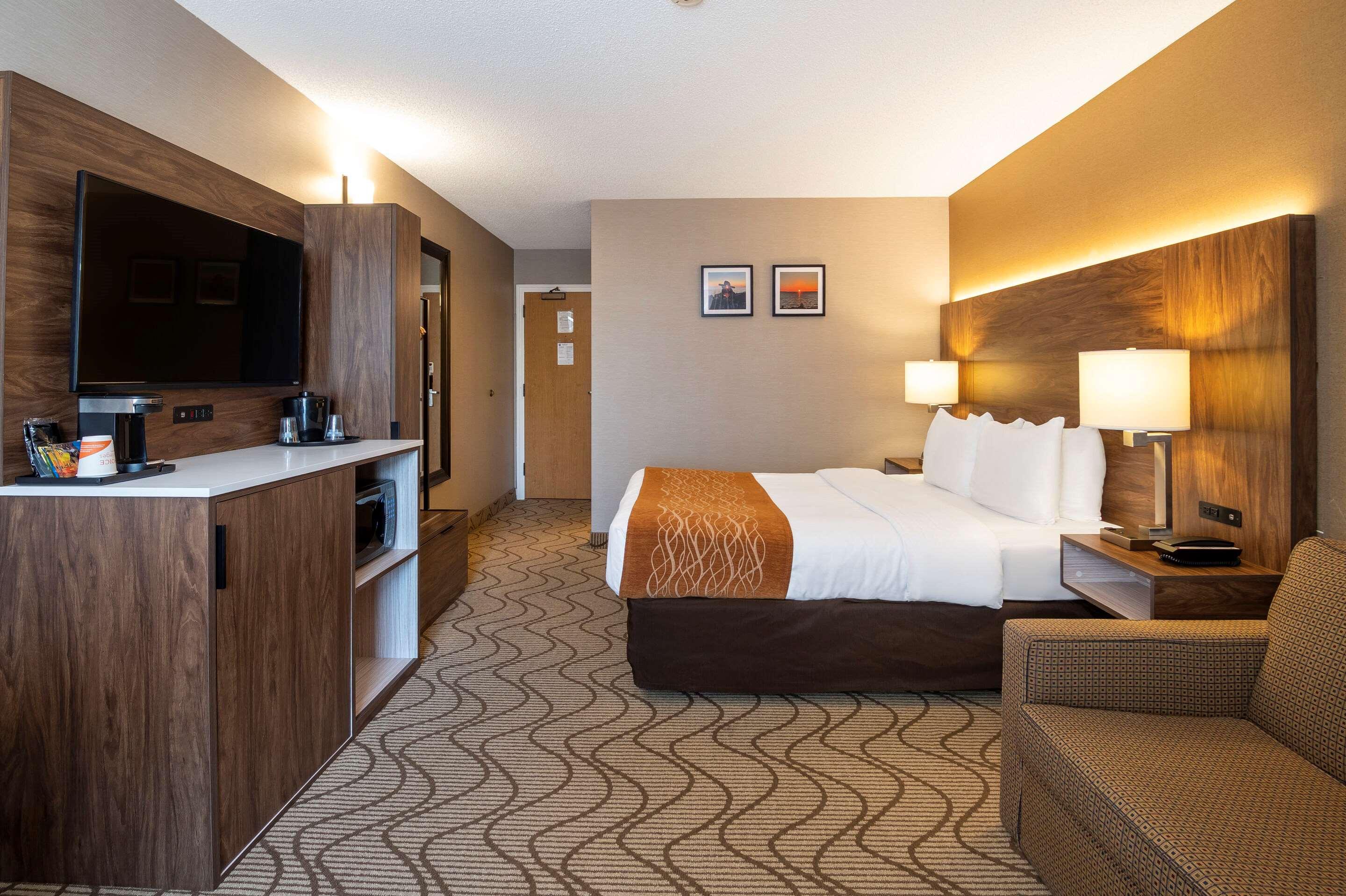 Double Queen Bed Non Smoking