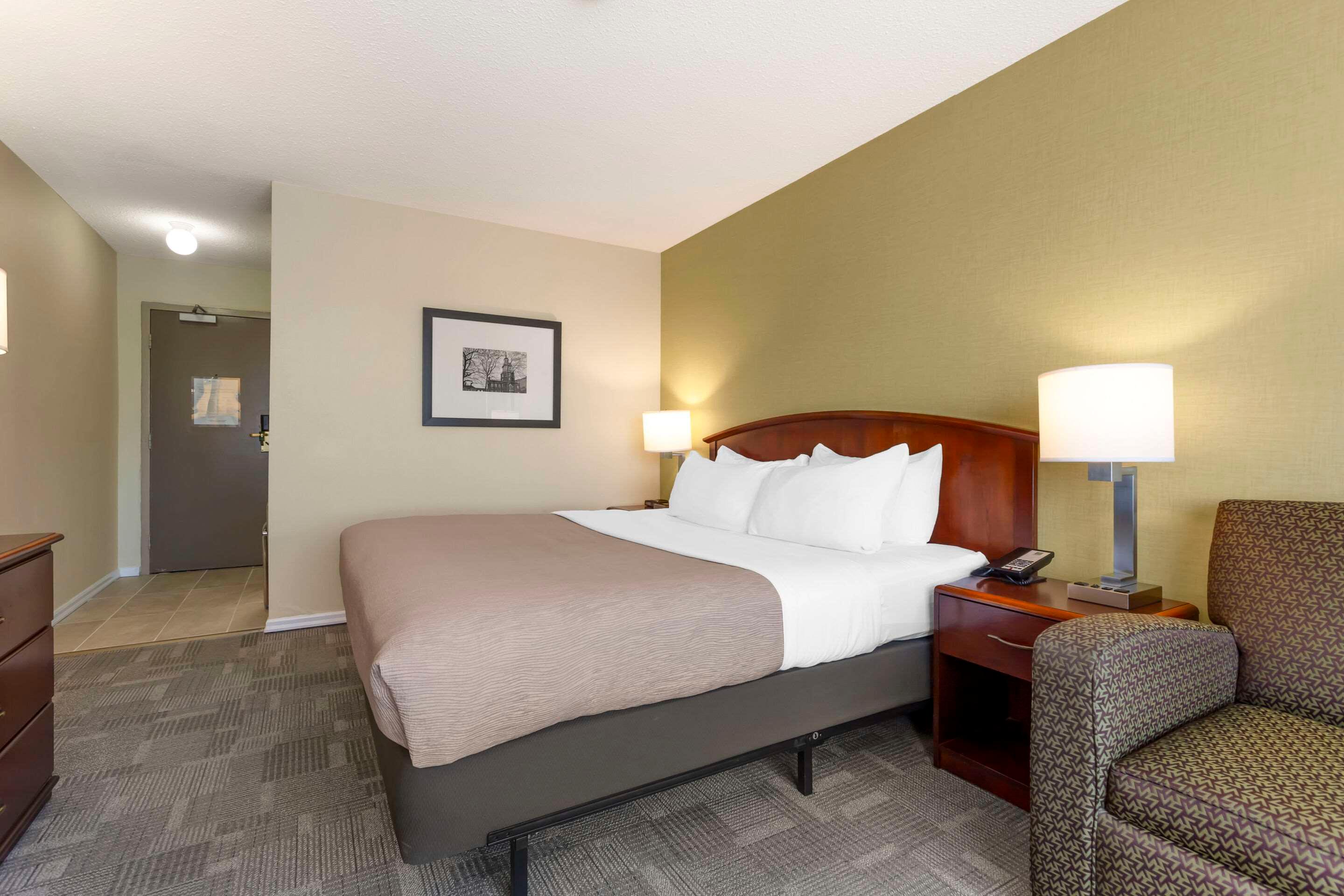 Double King Bed Non Smoking