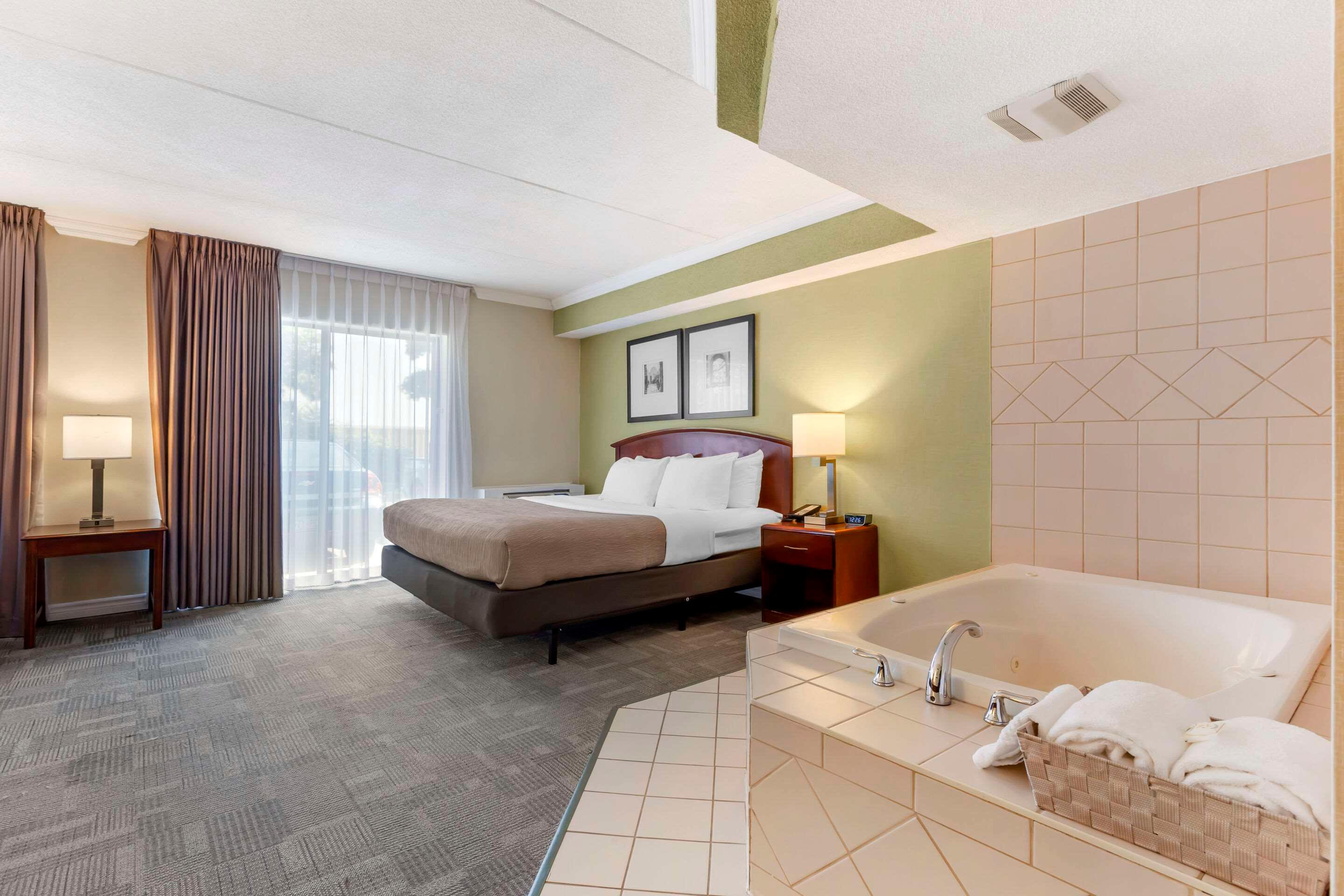 Suite King Bed Non Smoking