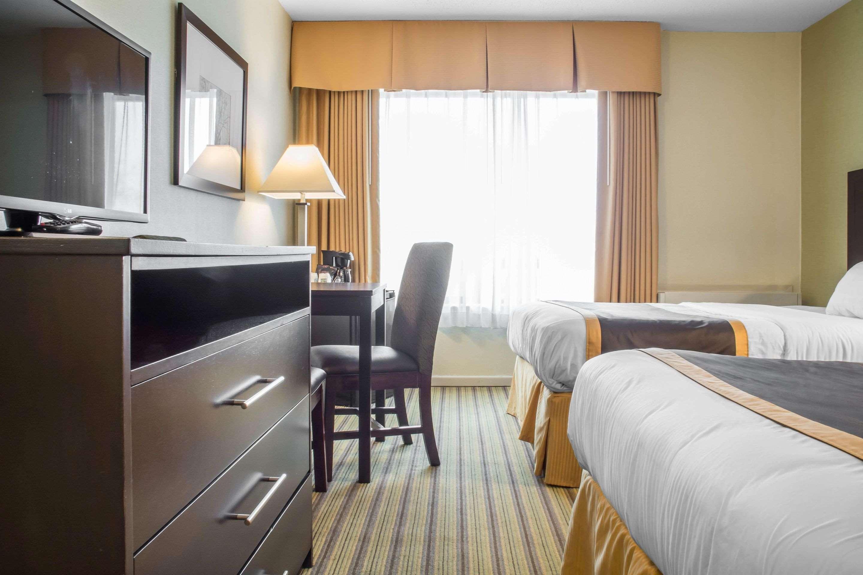 Double Two Double Beds Non Smoking