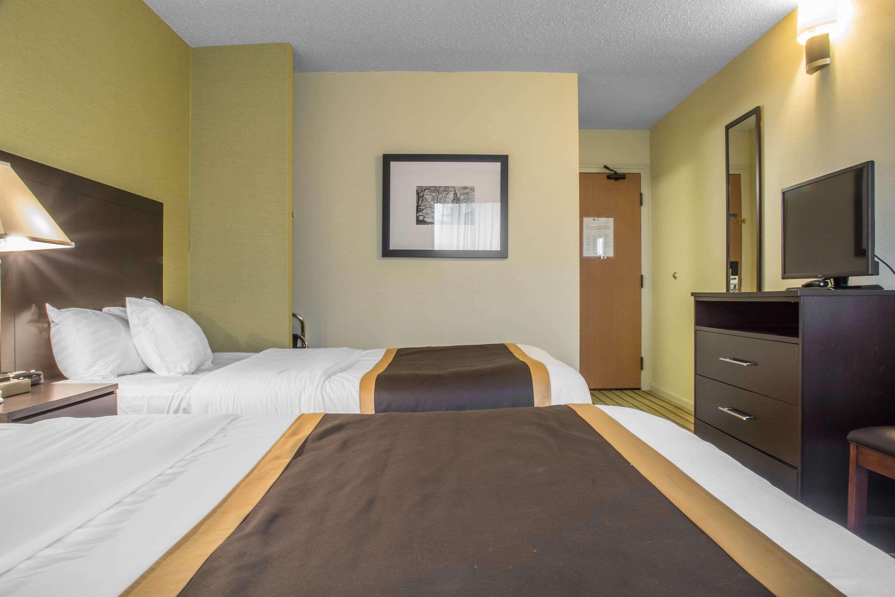 Double Two Double Beds Non Smoking