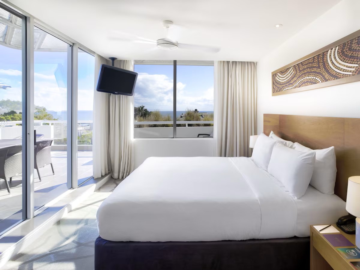 Suite Ocean View King Bed