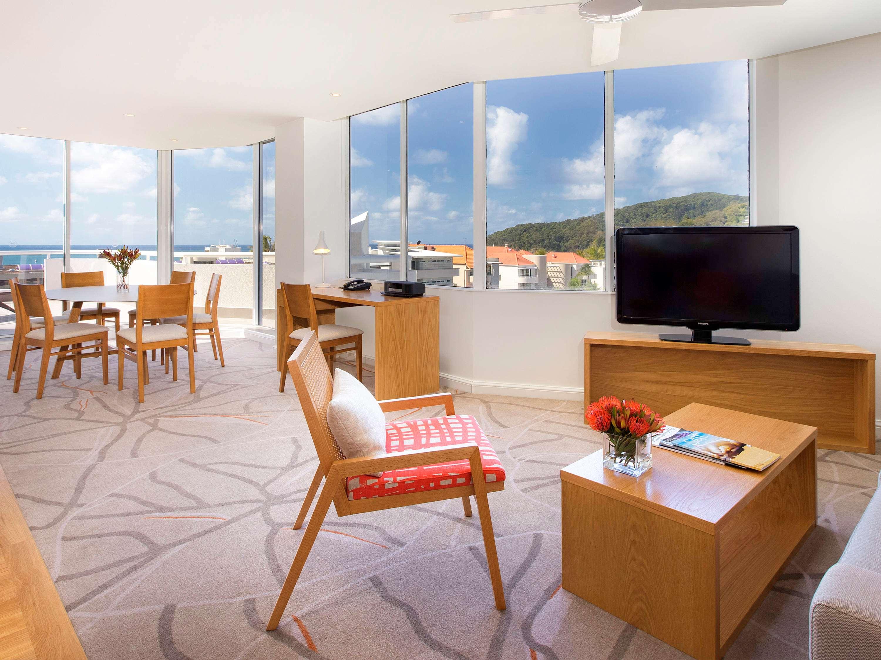 Suite Ocean View King Bed