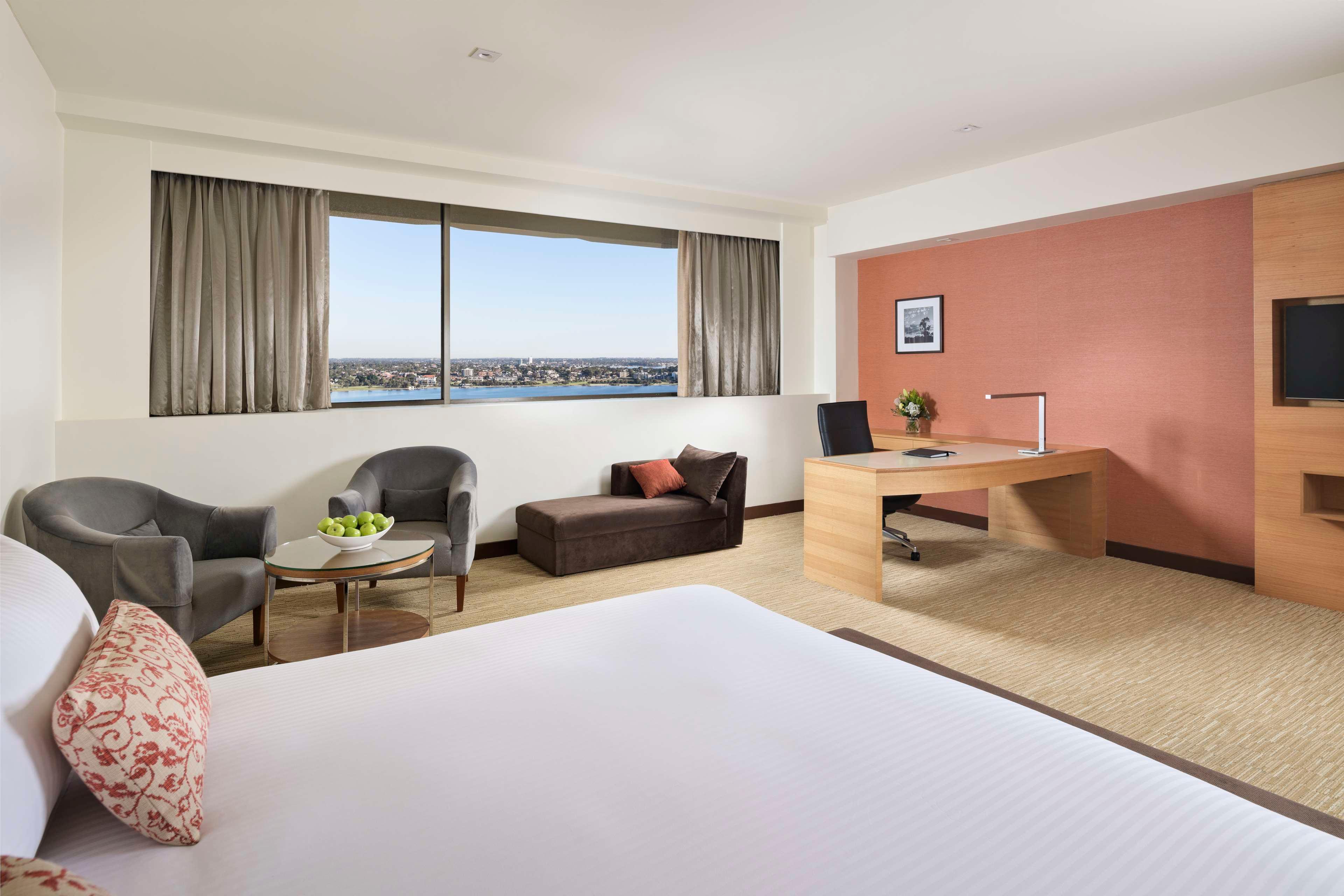 Double Club King Bed