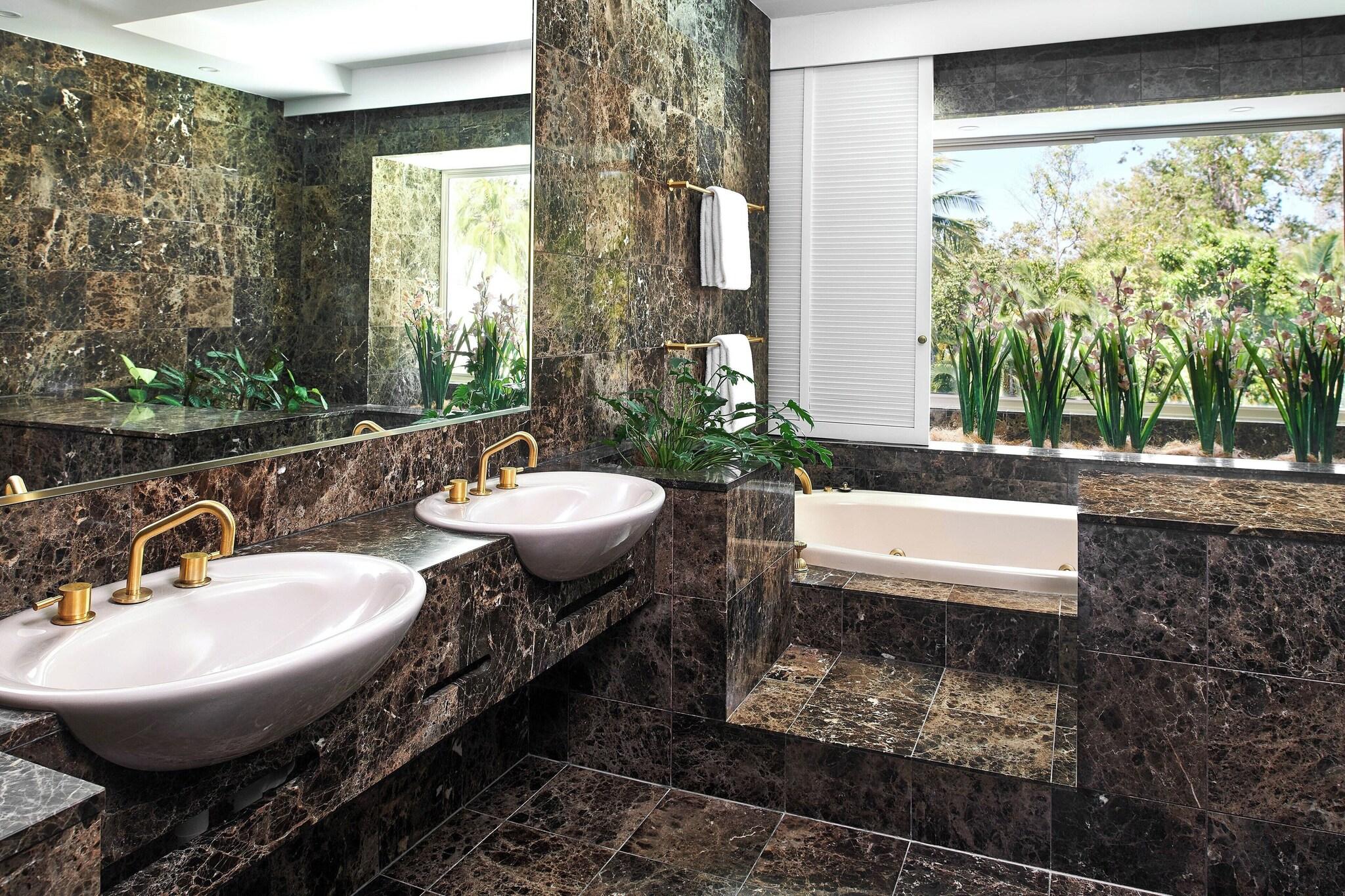 Suite Presidential with Views