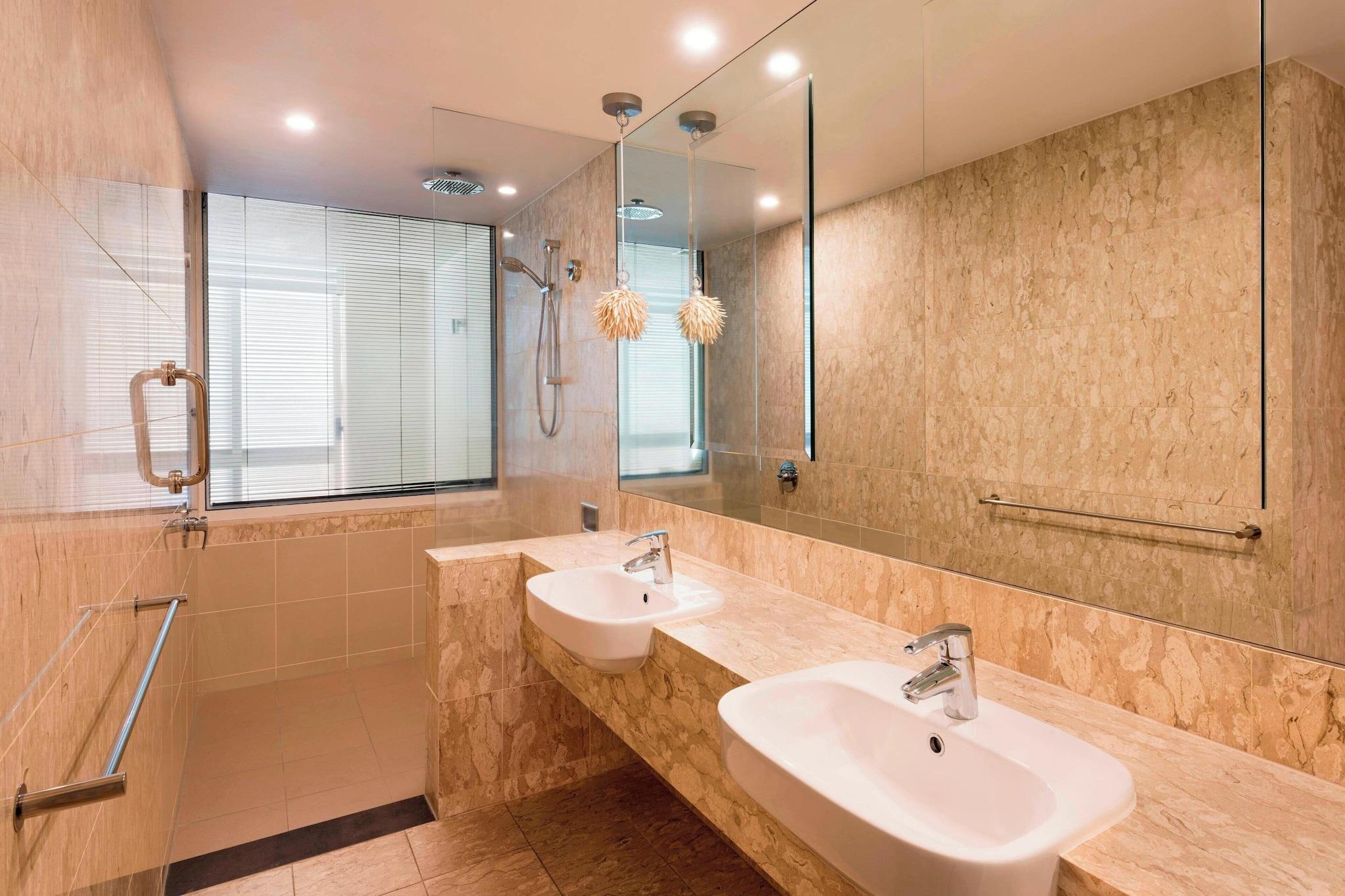 Studio King Bed Non Smoking