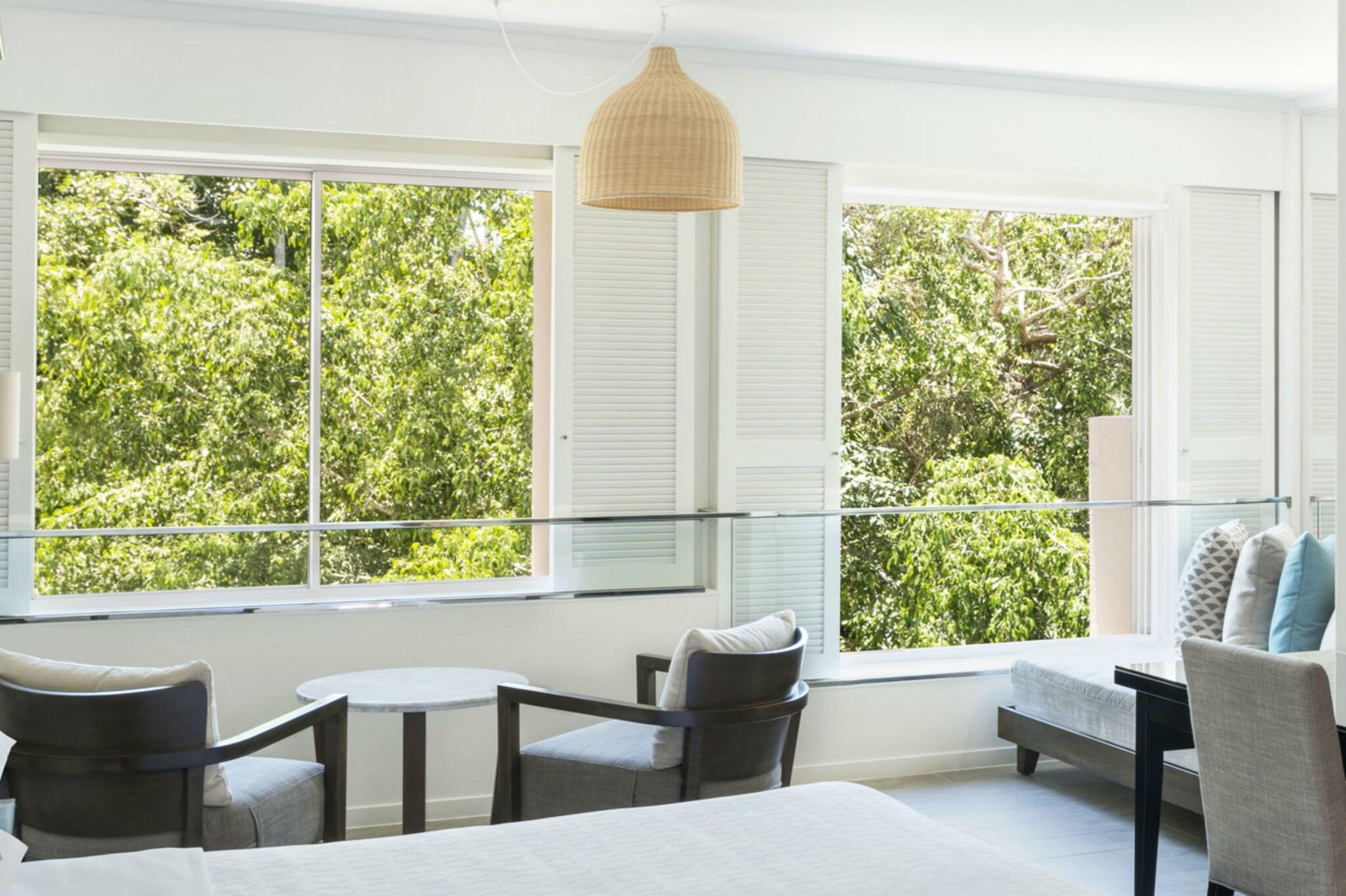 Double Garden View King Bed