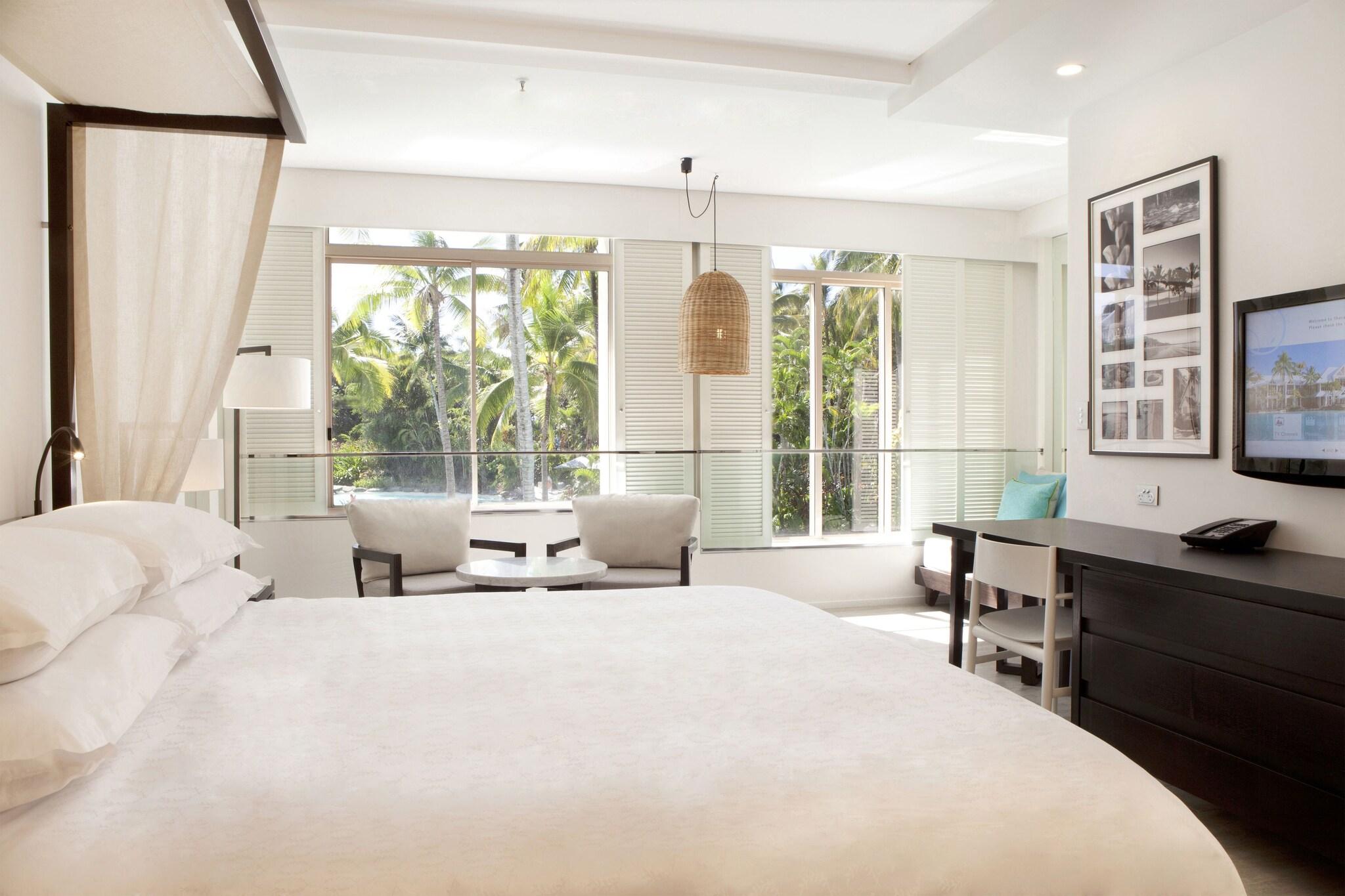 Double Garden View King Bed