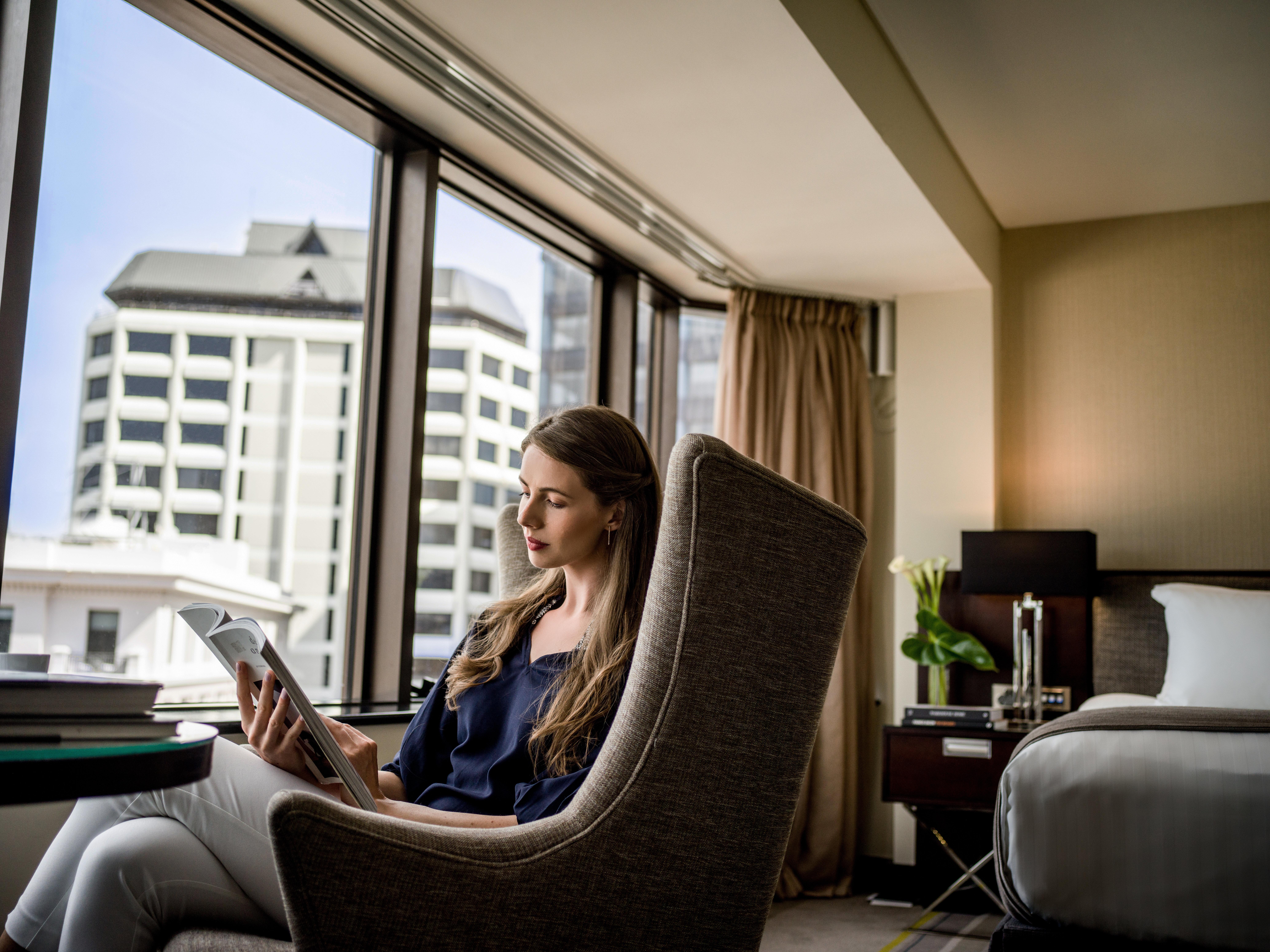 Junior Suite City View King Bed