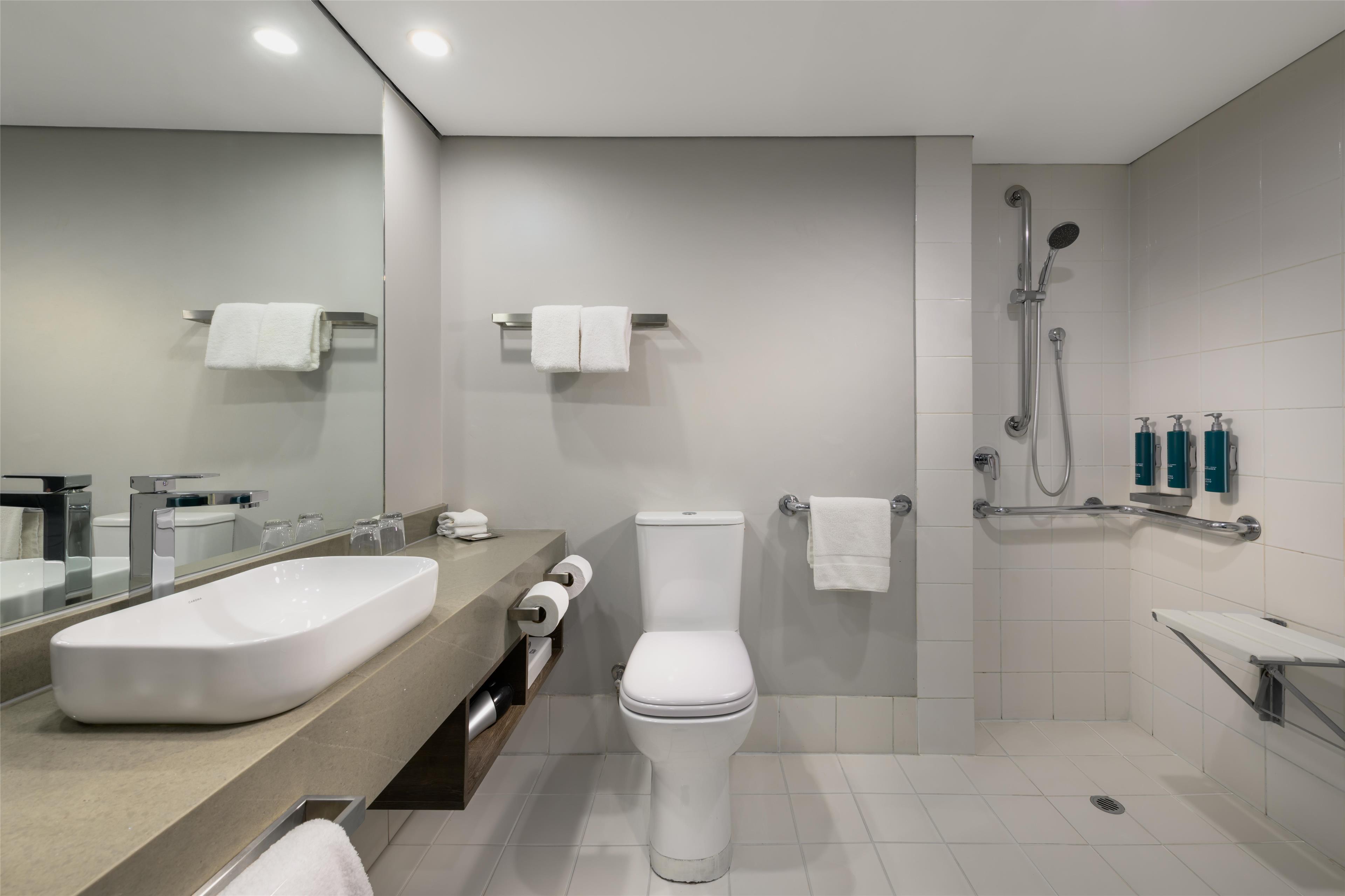 Double Accessible King Size Bed