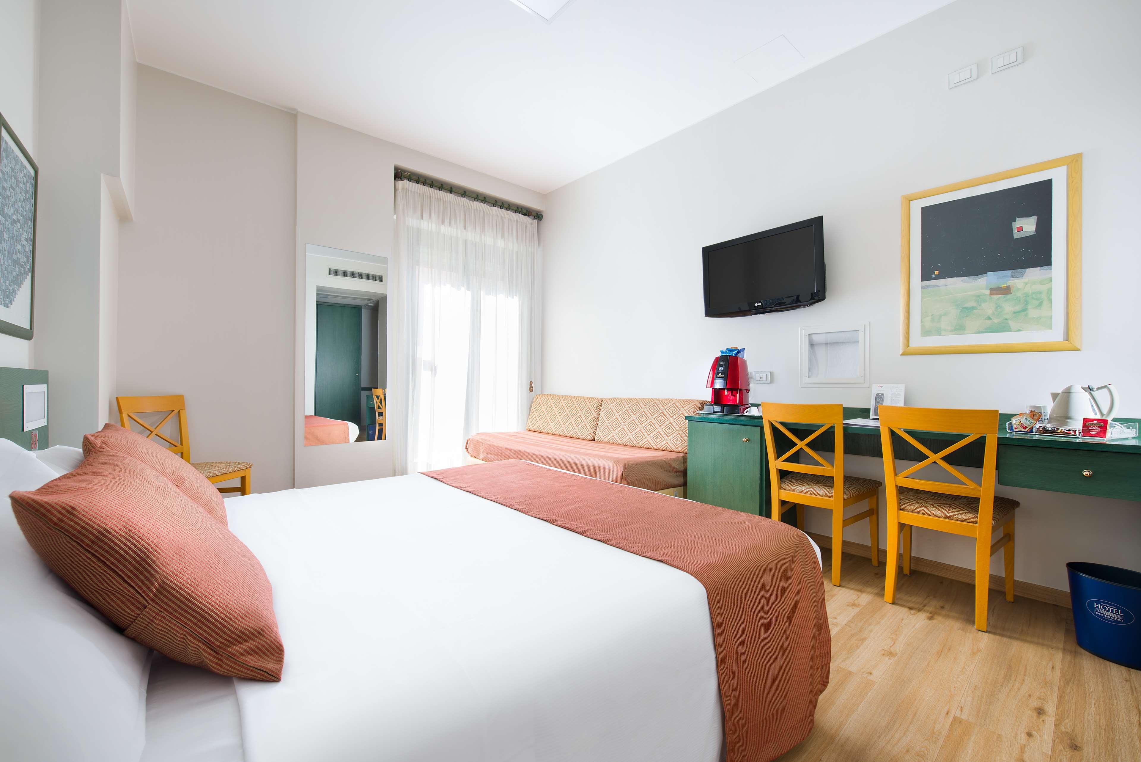 Double Queen Size Bed