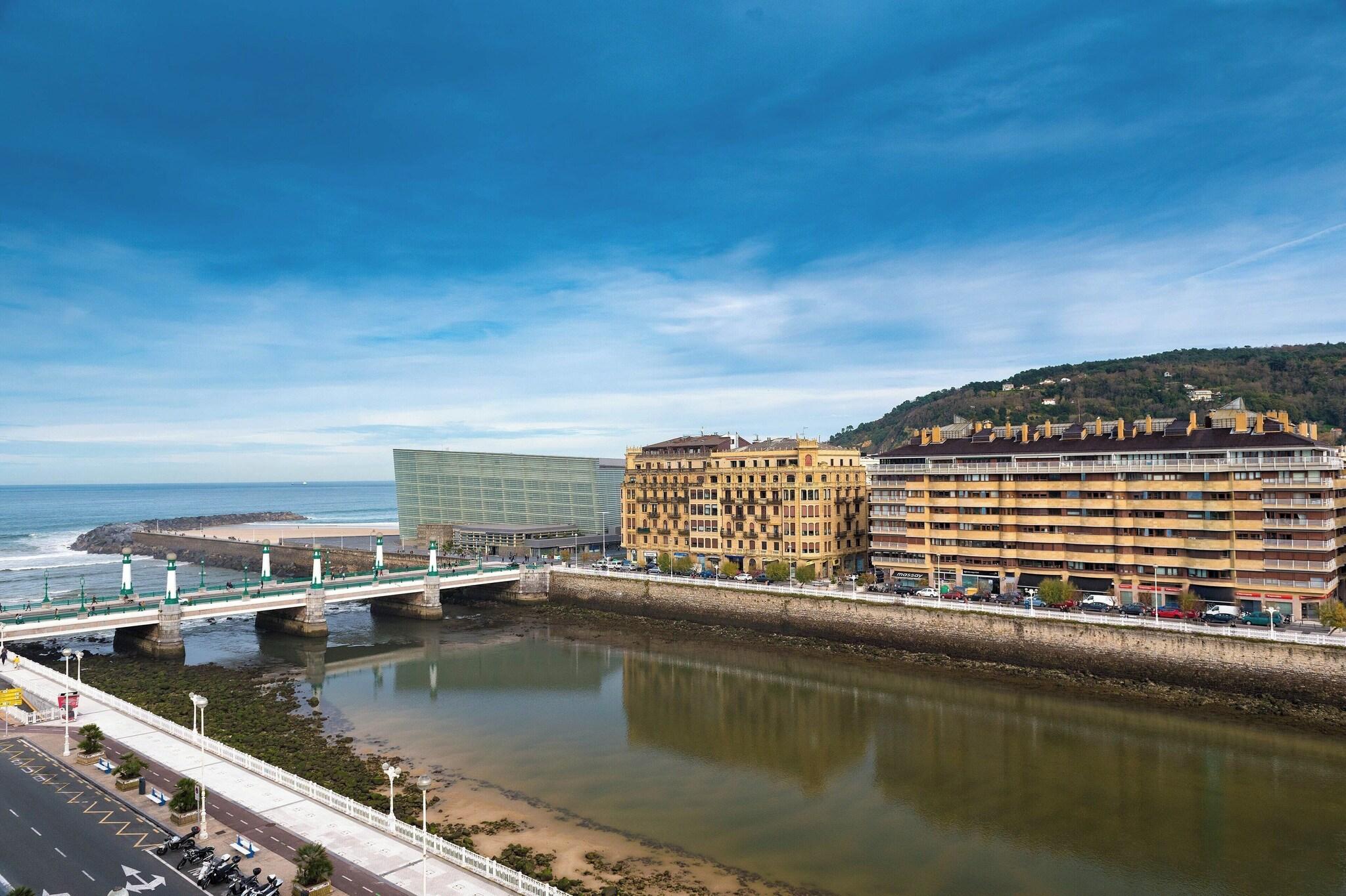 Suite with Terrace with Views