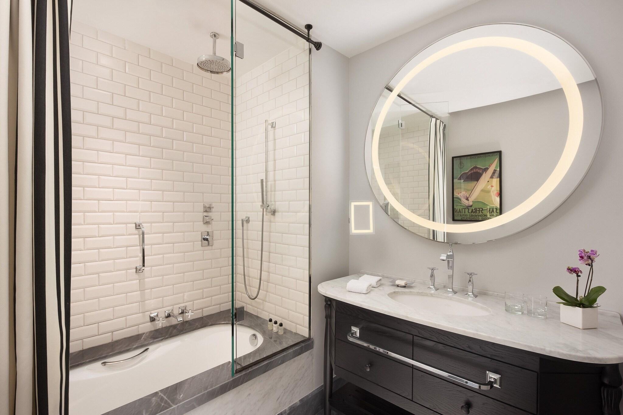 Twin Deluxe Garden View