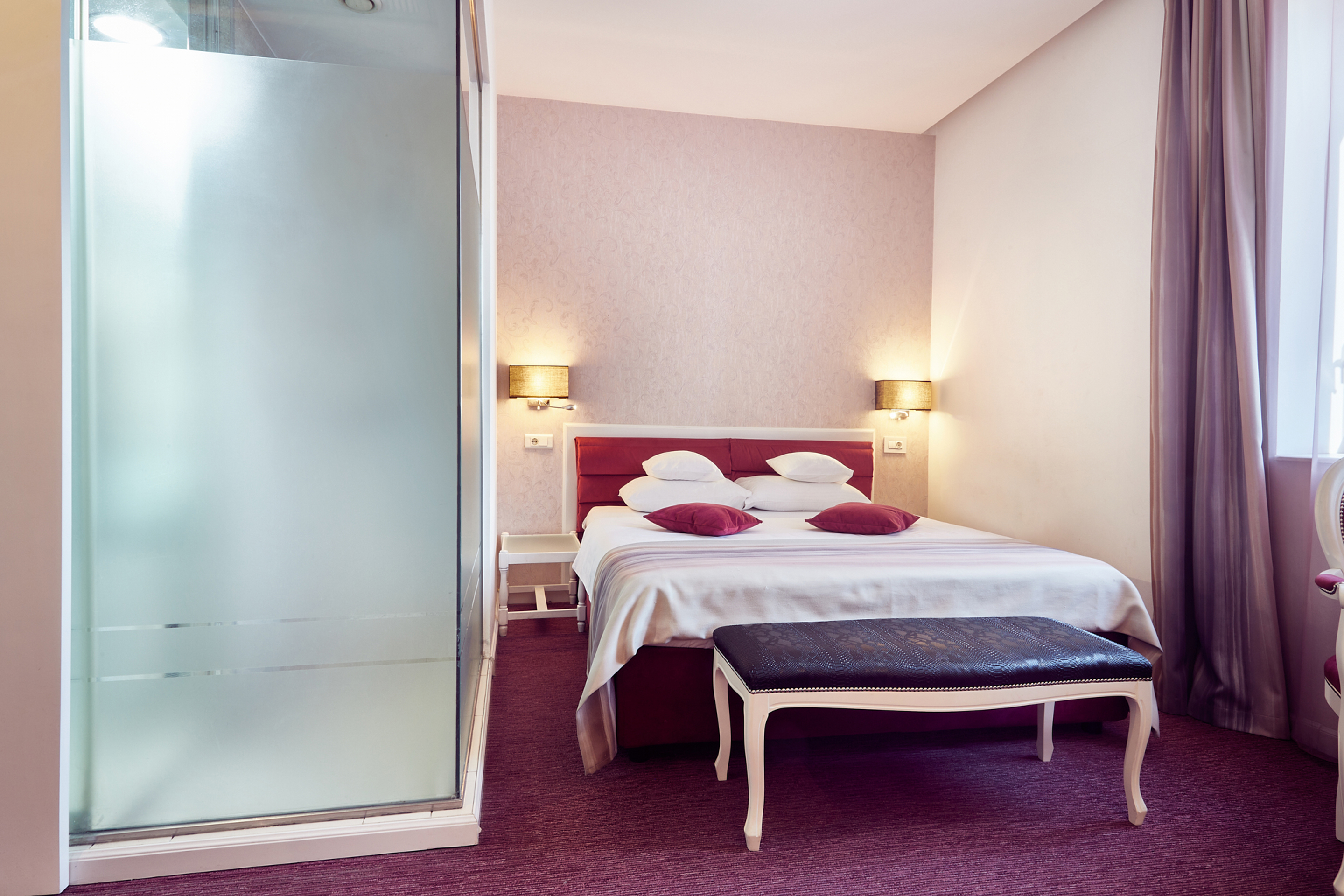 Single Deluxe Mountain View