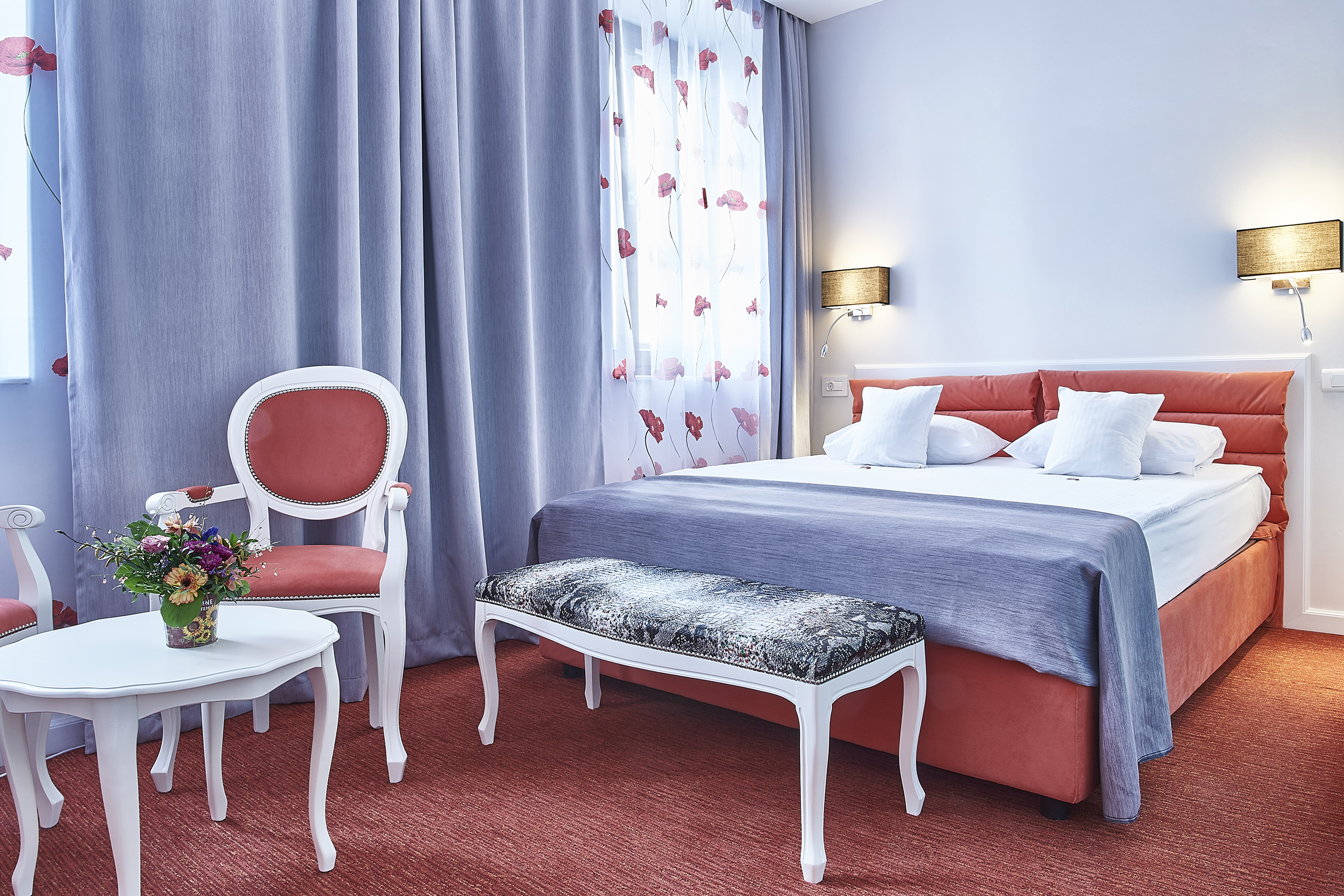 Single Deluxe Mountain View