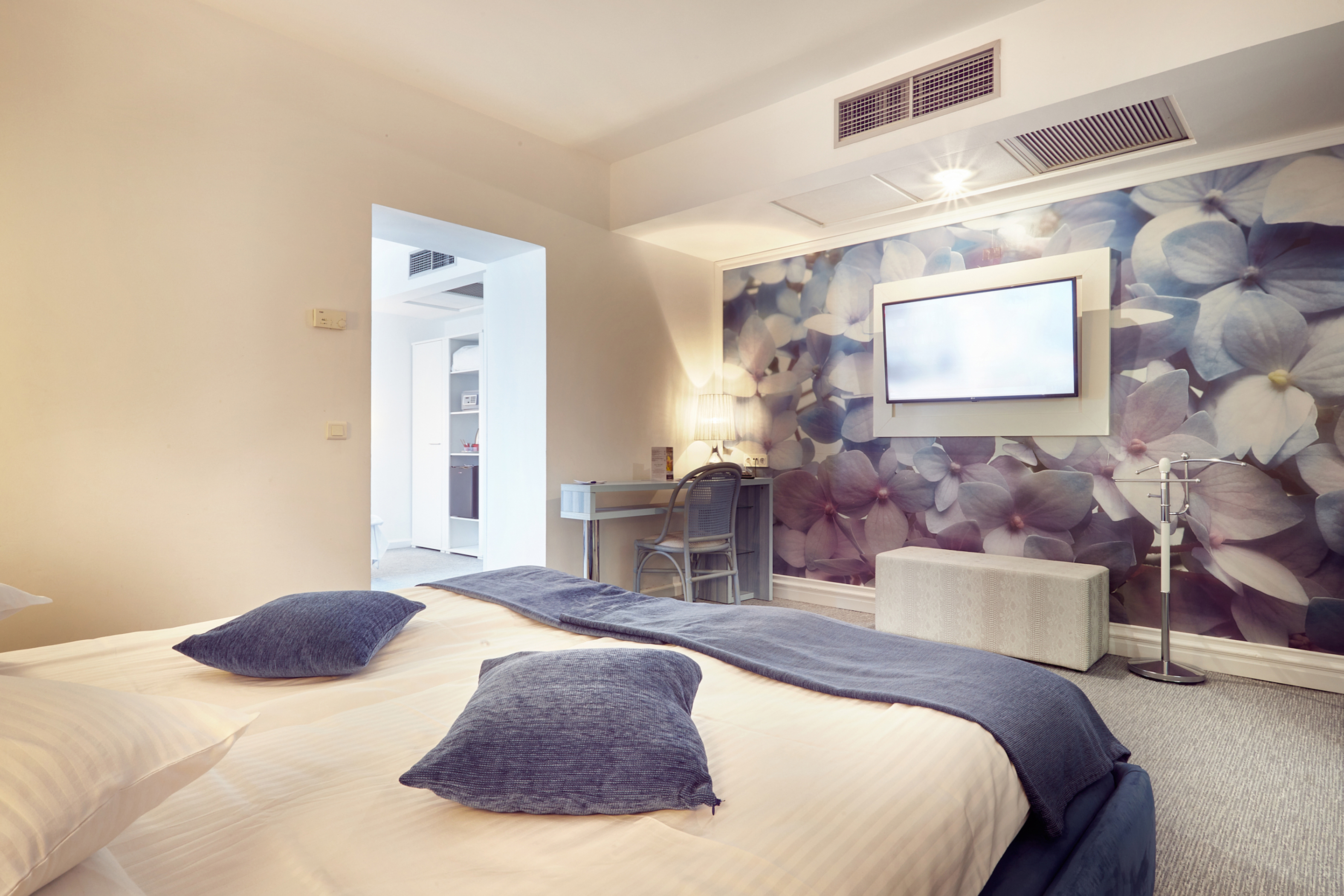 Family Room Standard