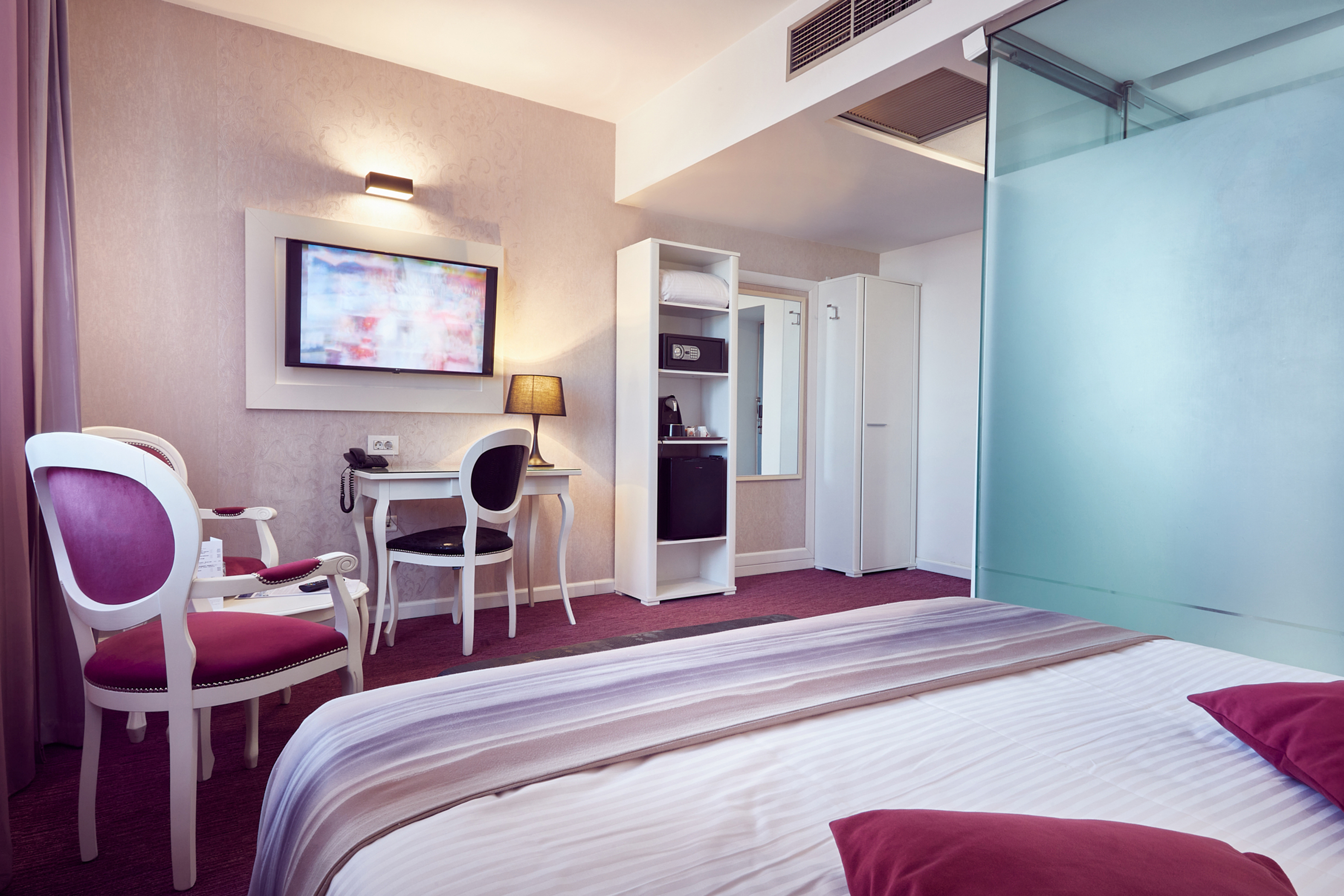 Double Deluxe Mountain View