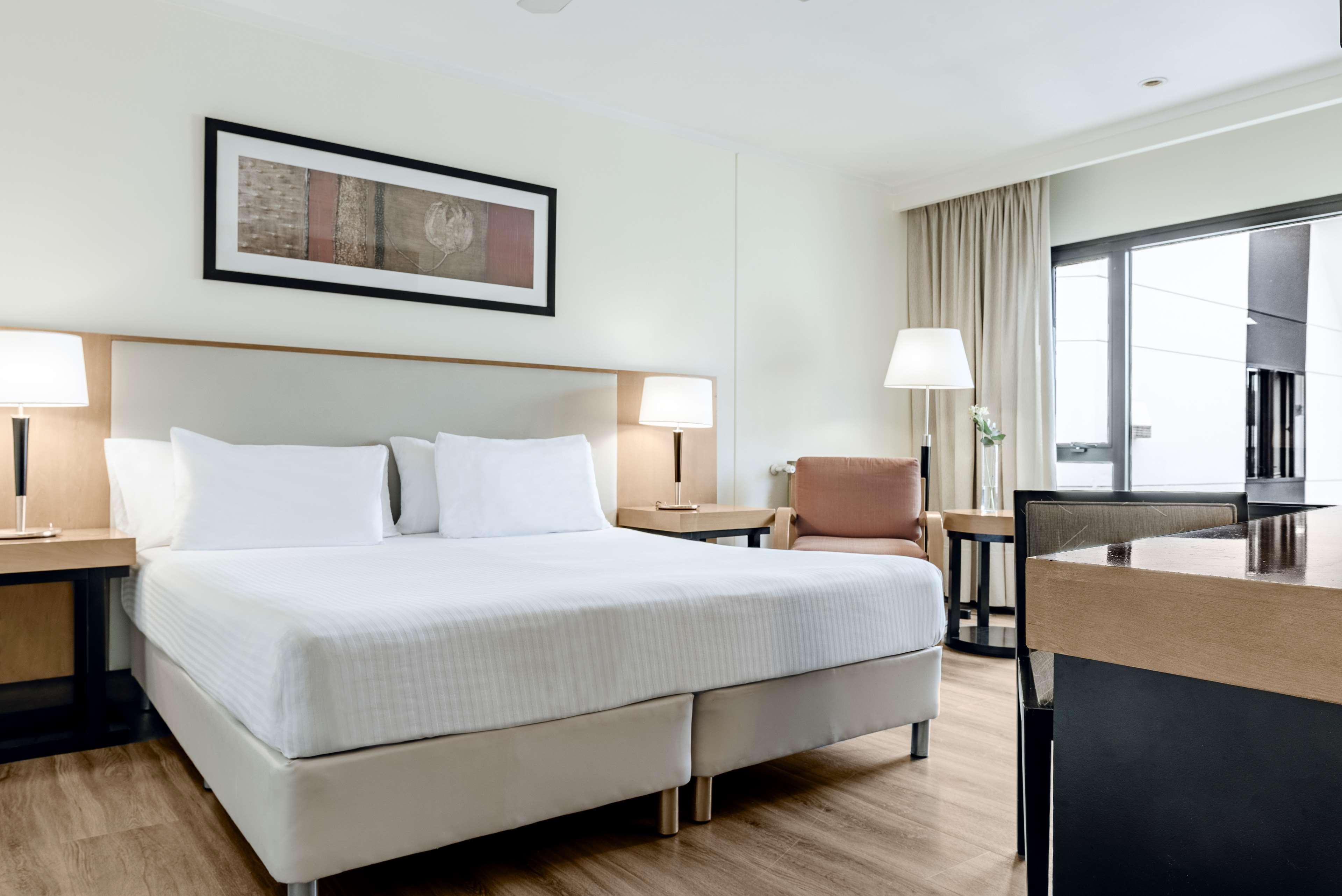 Family Room Capacity 4