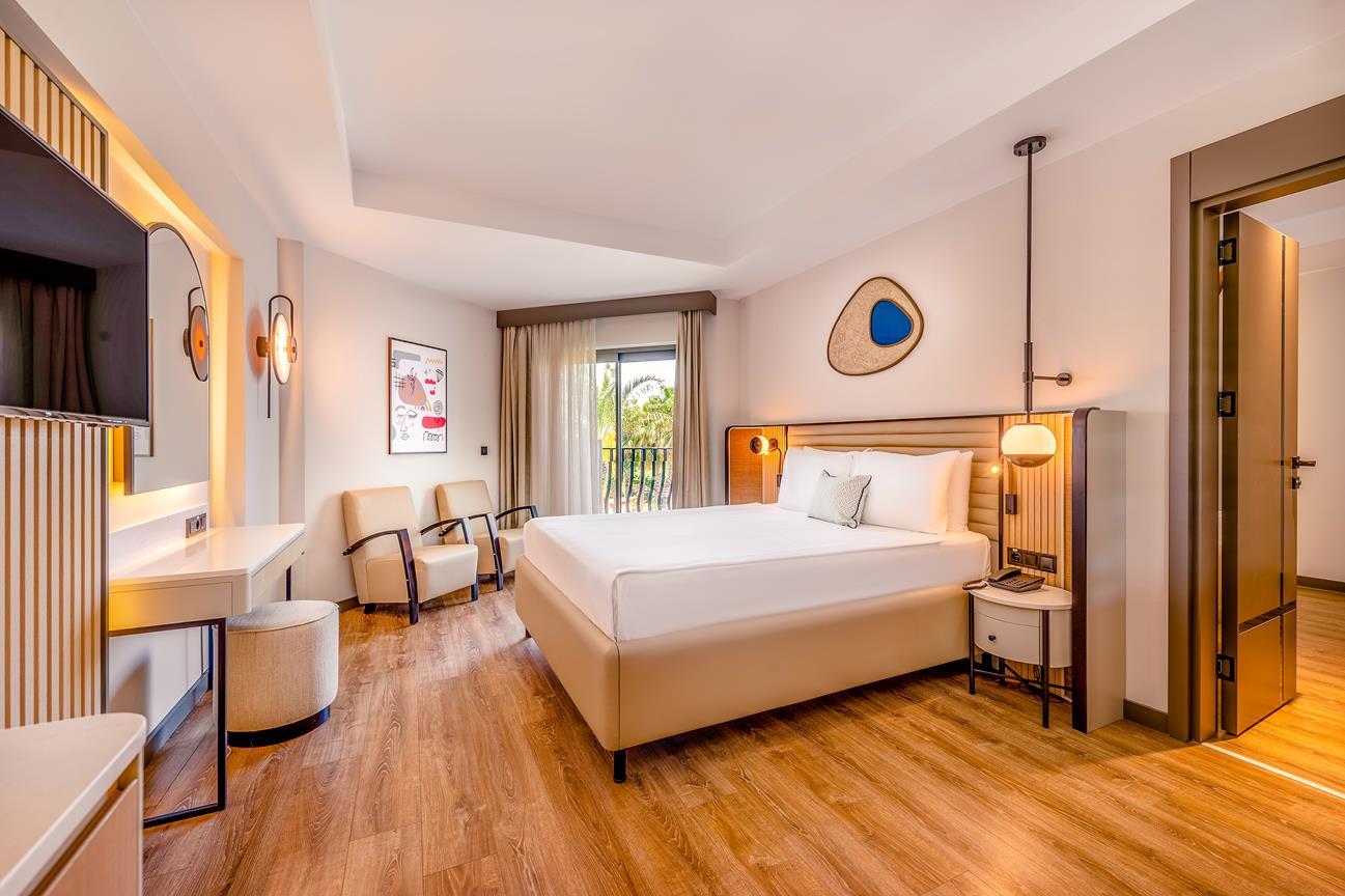 Family Room Side Sea View