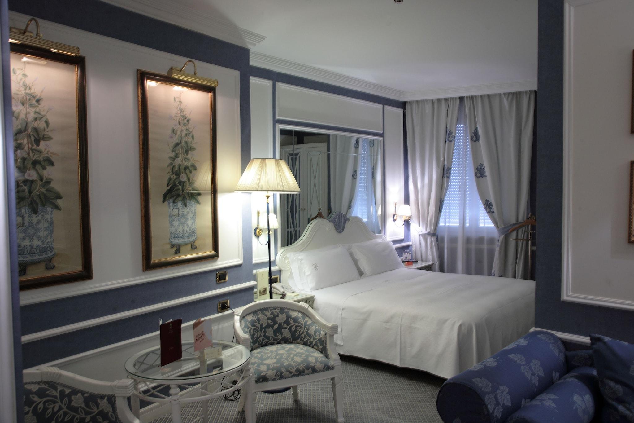 Junior Suite with Jacuzzi