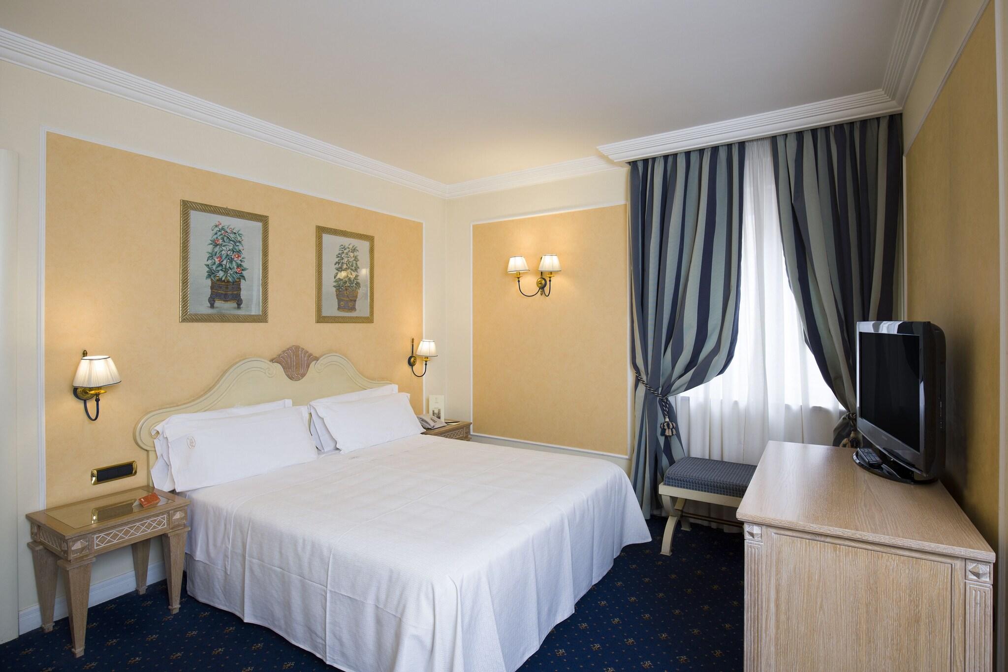 Double Single Classic Double Bed