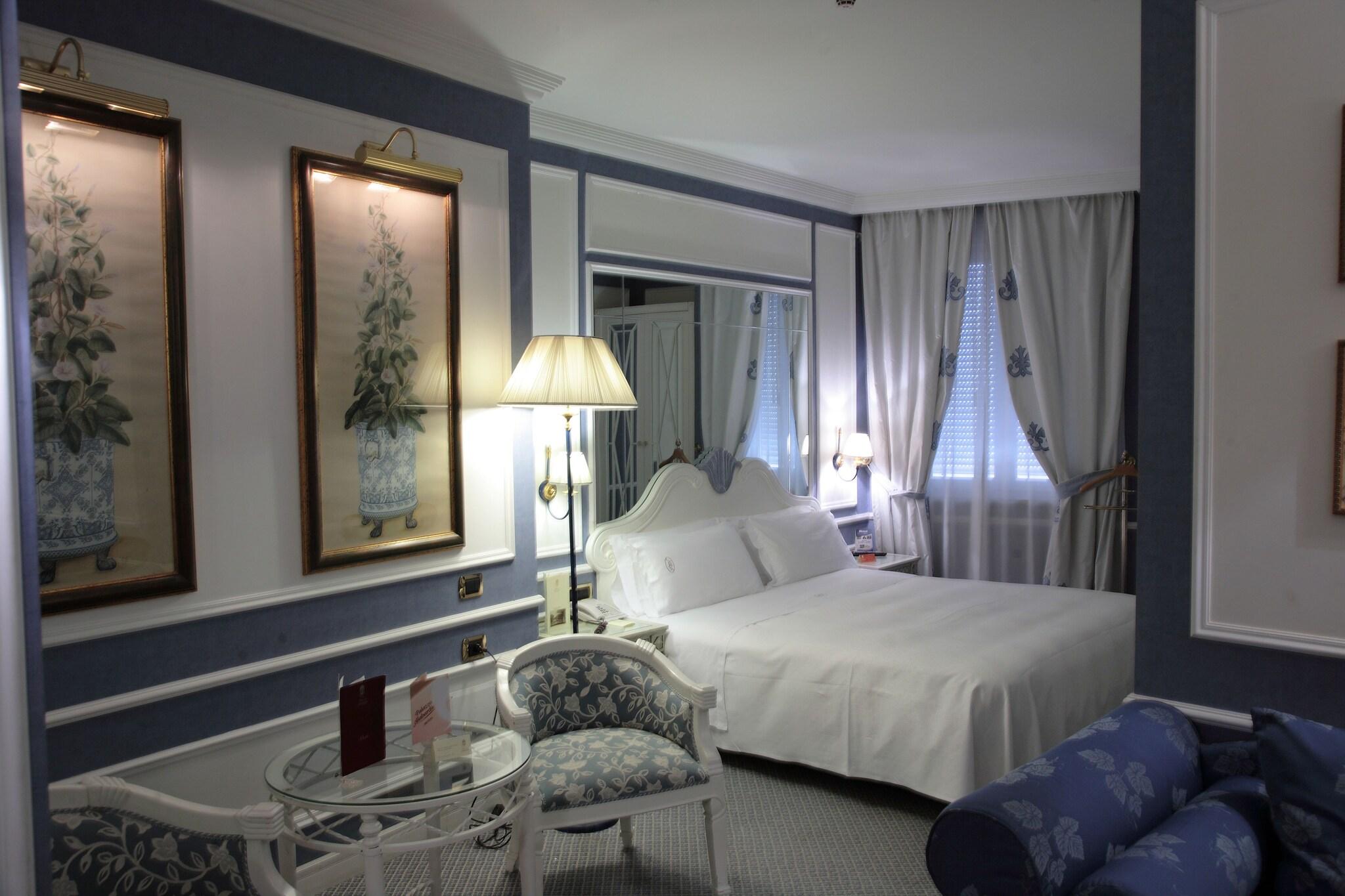 Junior Suite with Jacuzzi