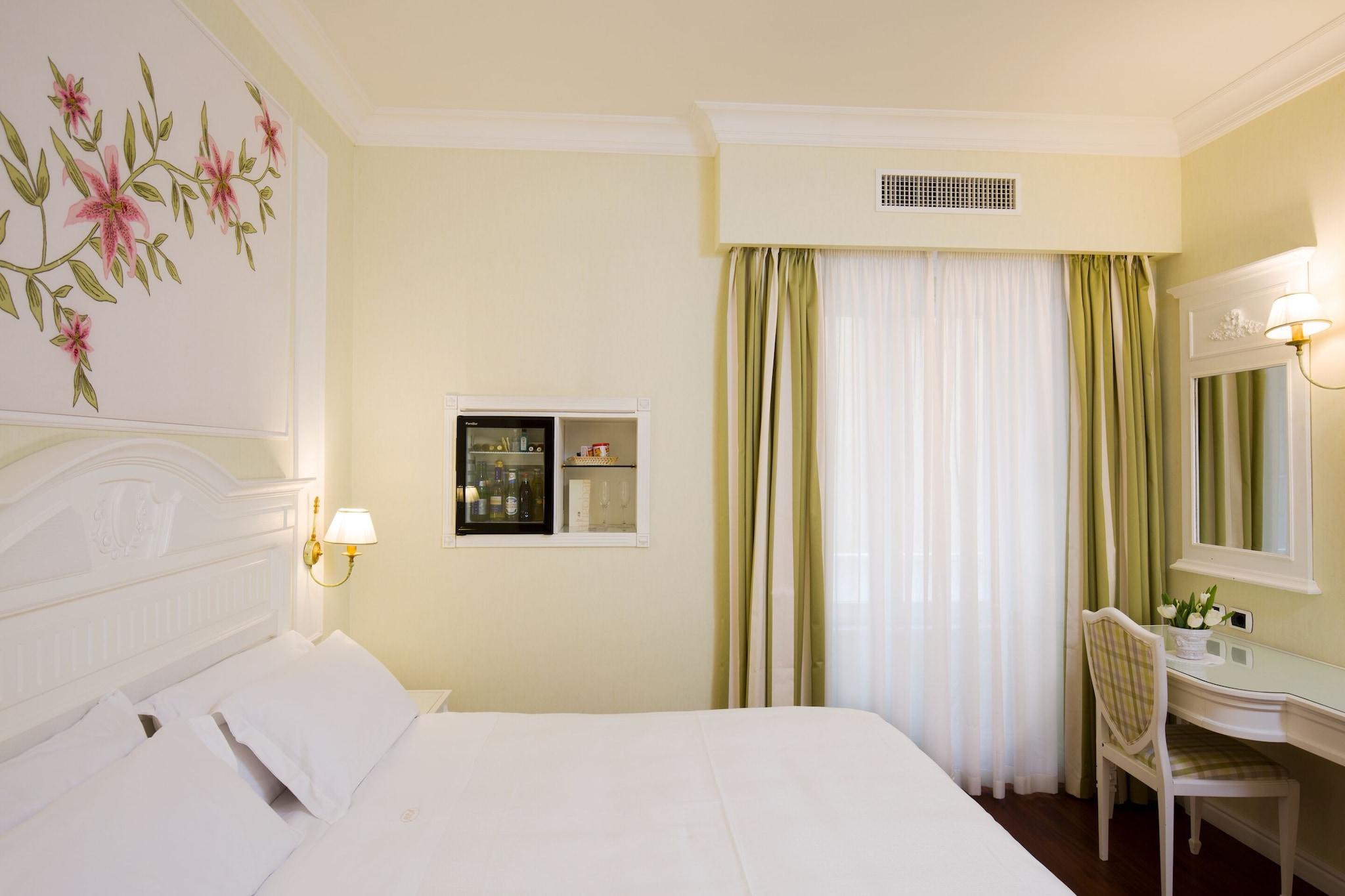 Double Single Classic Double Bed