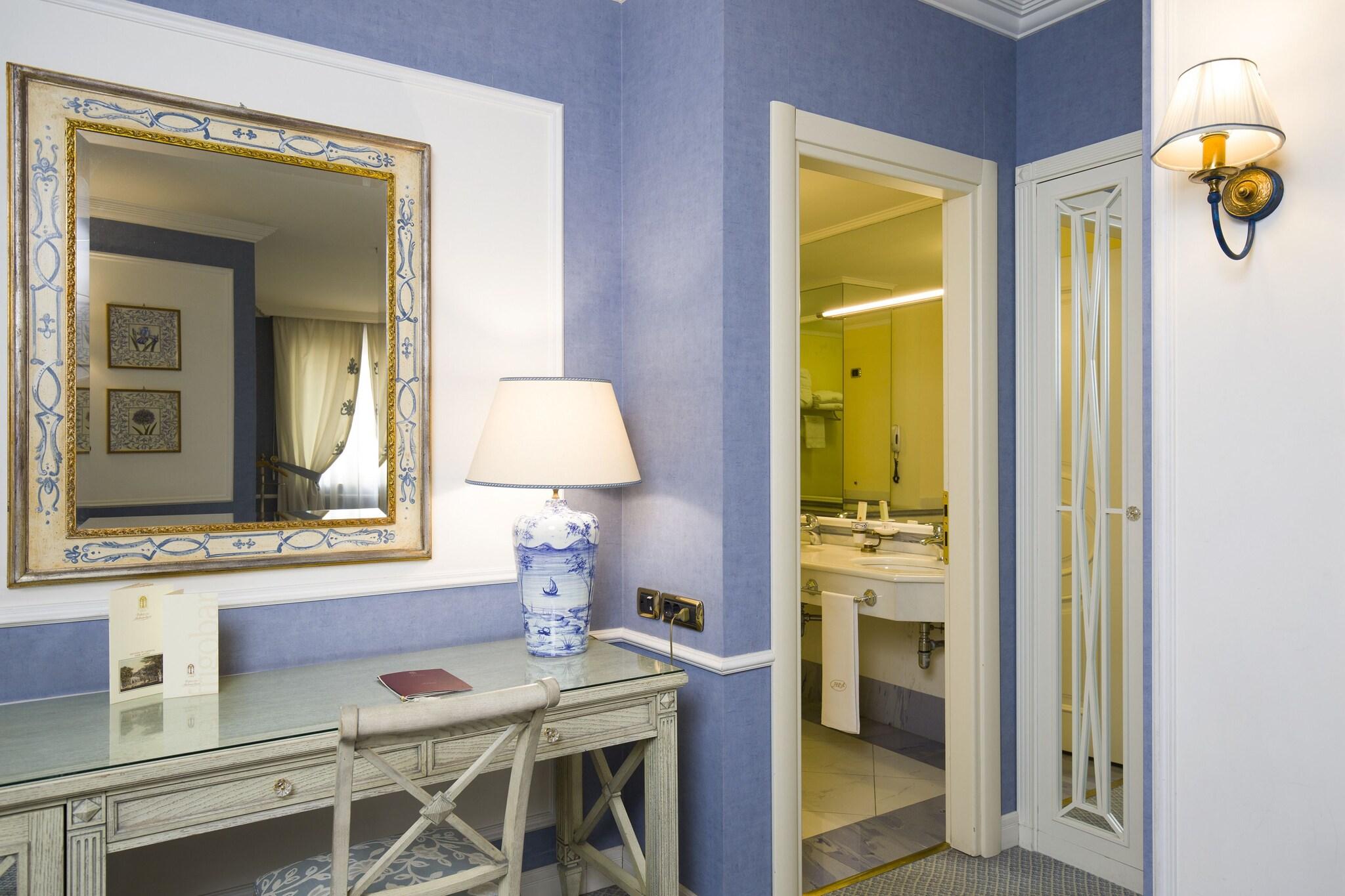 Junior Suite with Jacuzzi