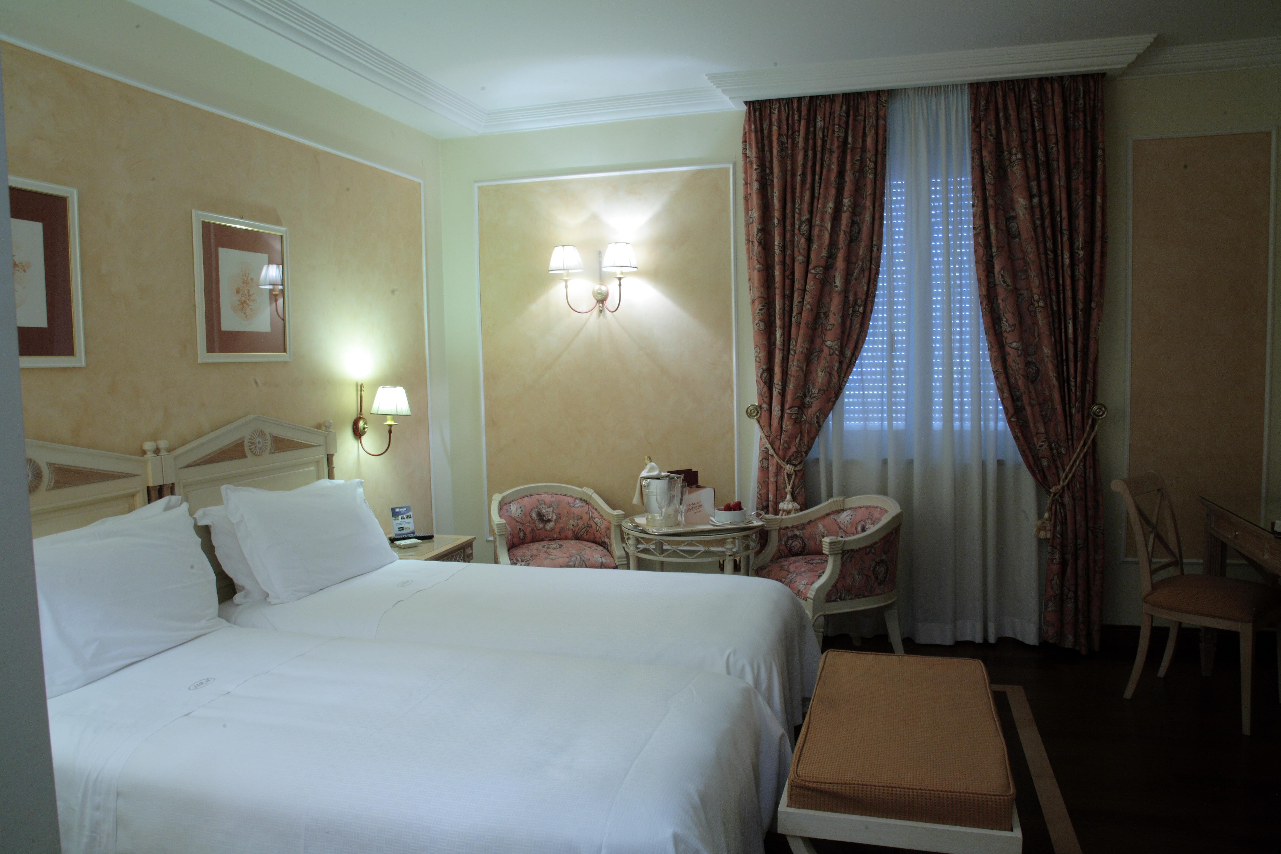 Double or Twin Superior