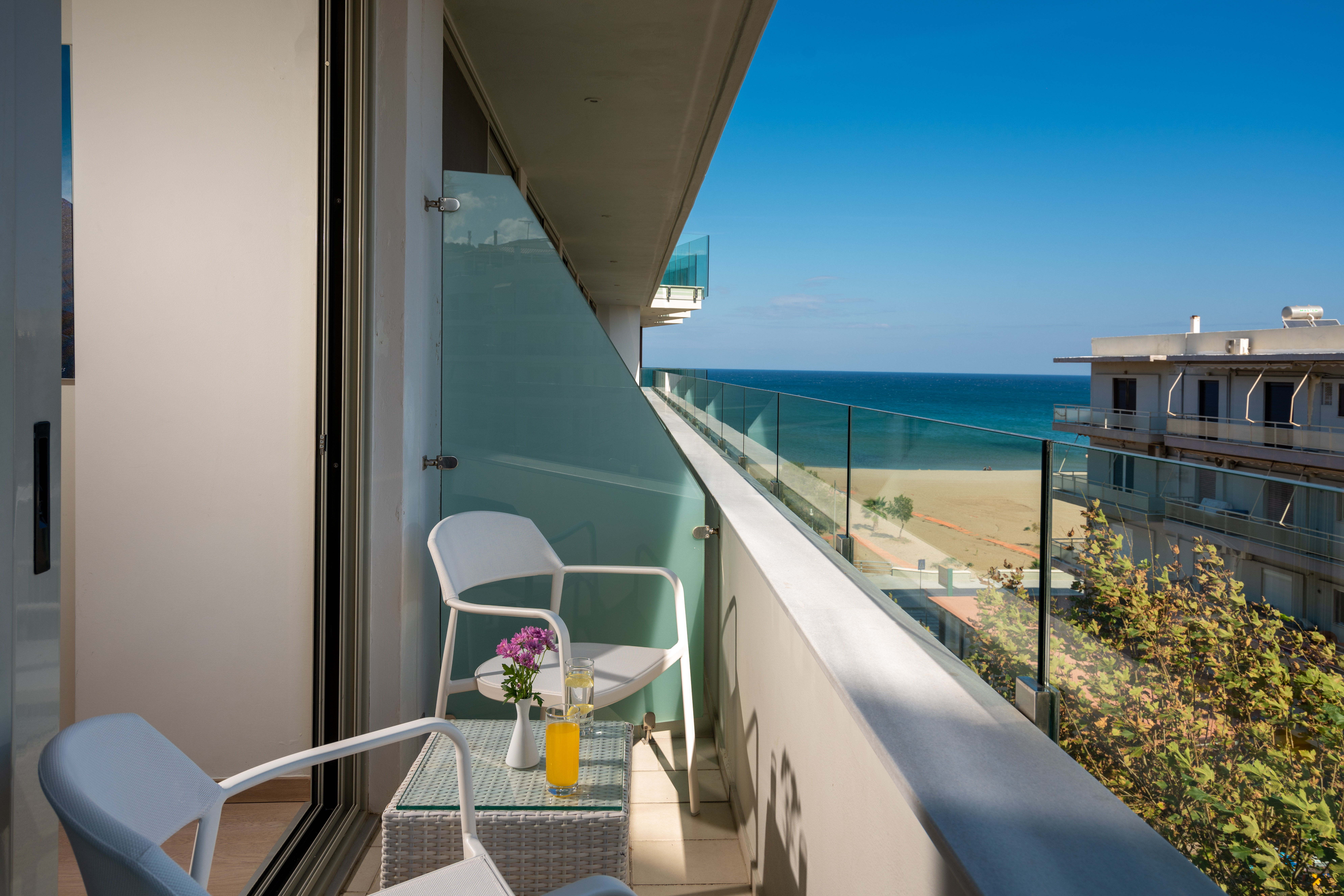 Twin Superior Side Sea View