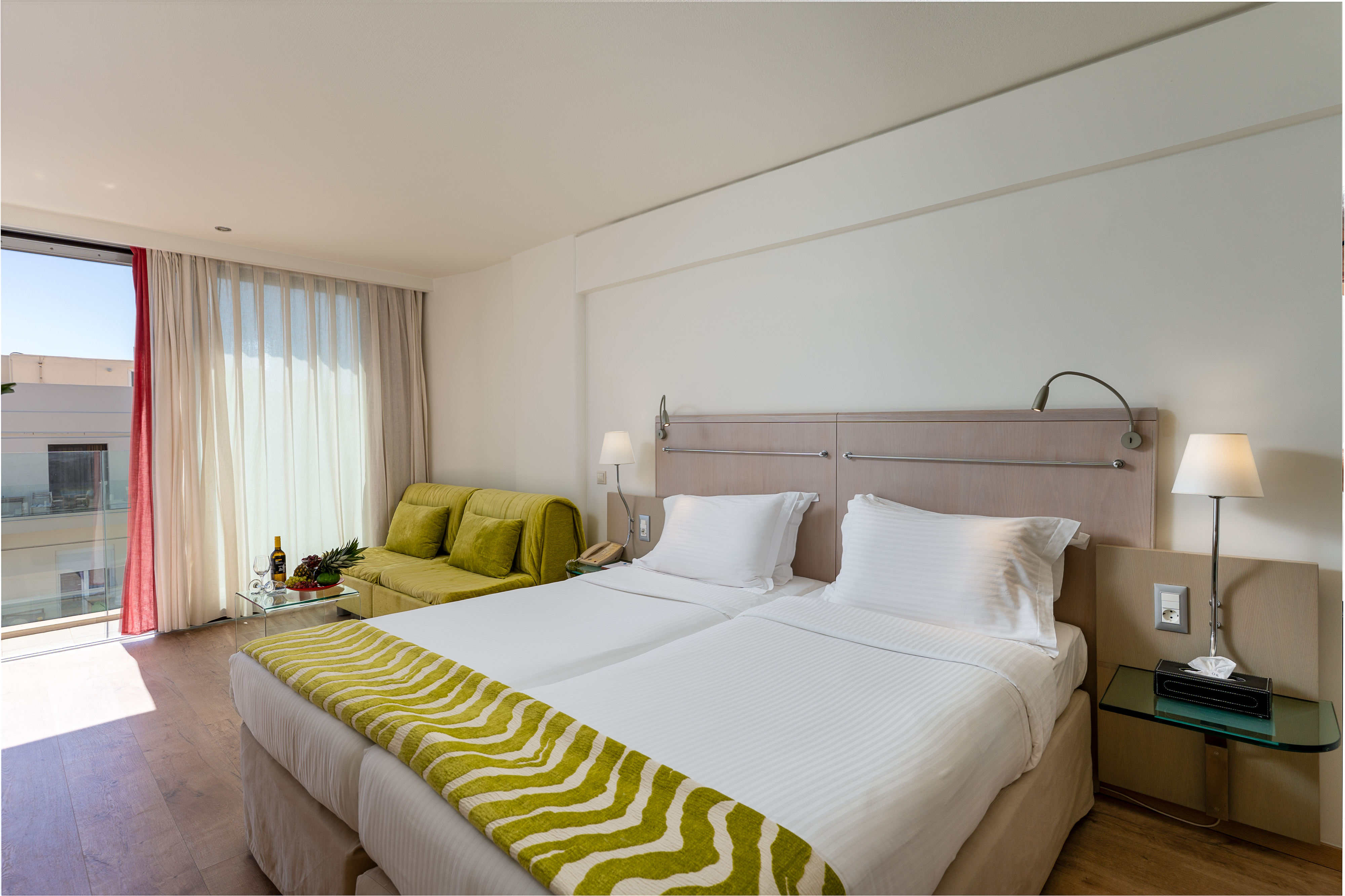 Junior Suite Side Sea View
