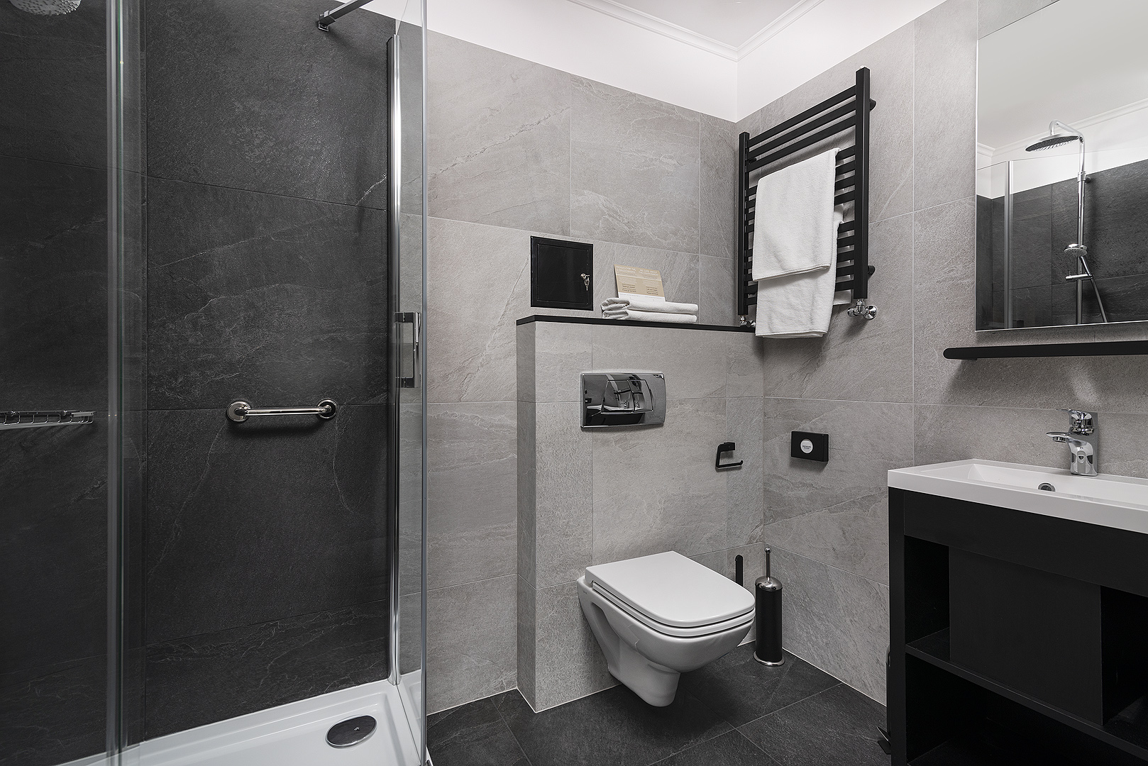 Double or Twin Standard