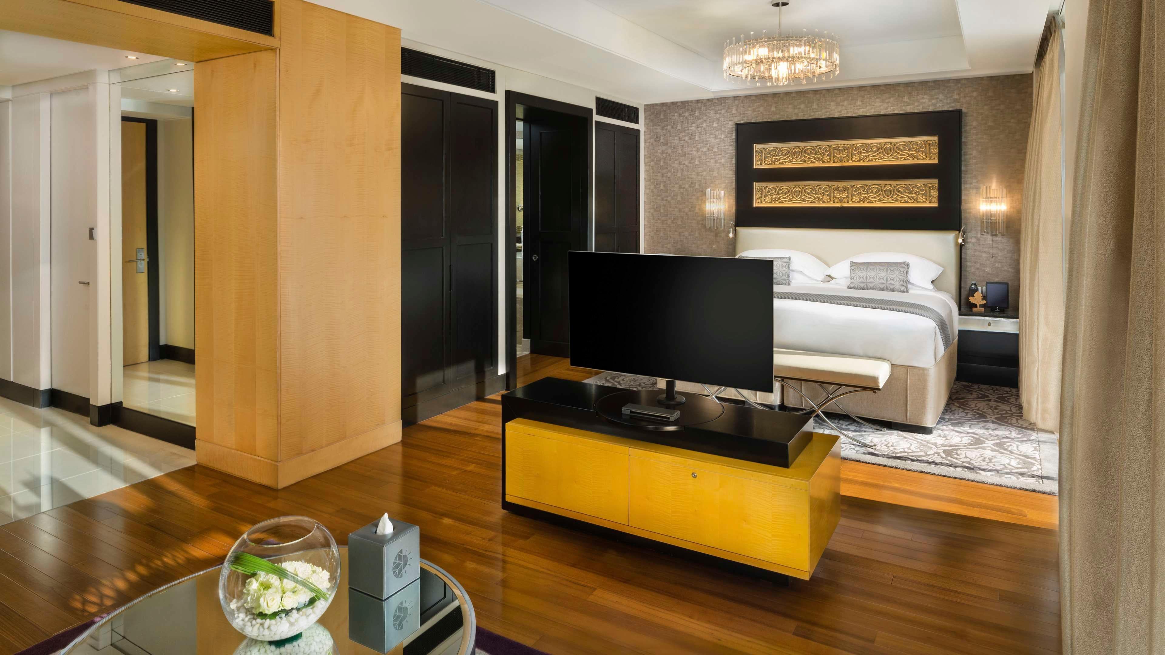 Double or Twin Deluxe