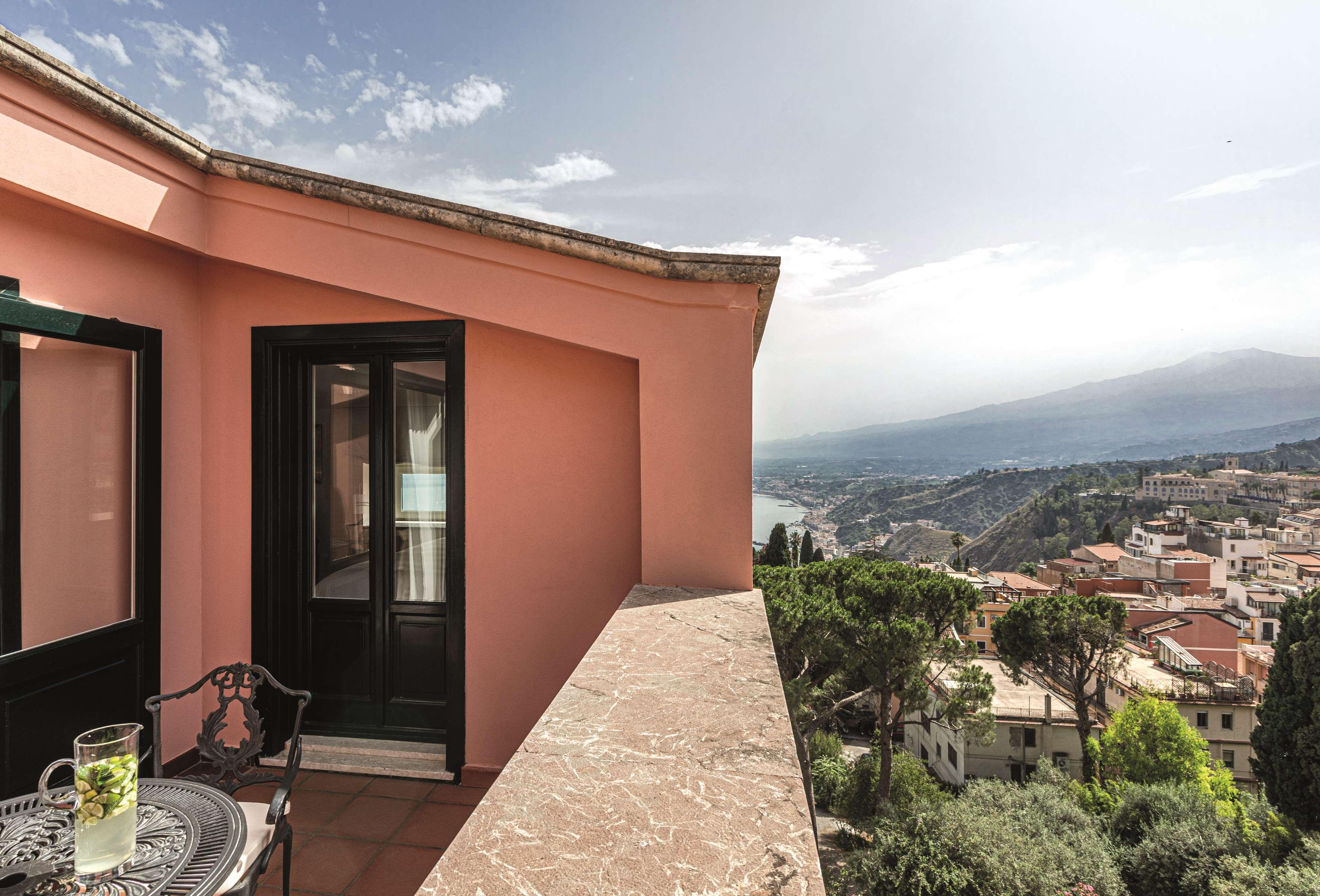 Junior Suite Deluxe Sea View