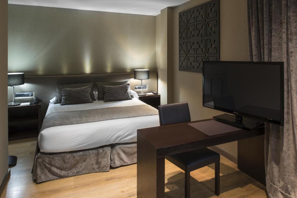 Double or Twin Superior