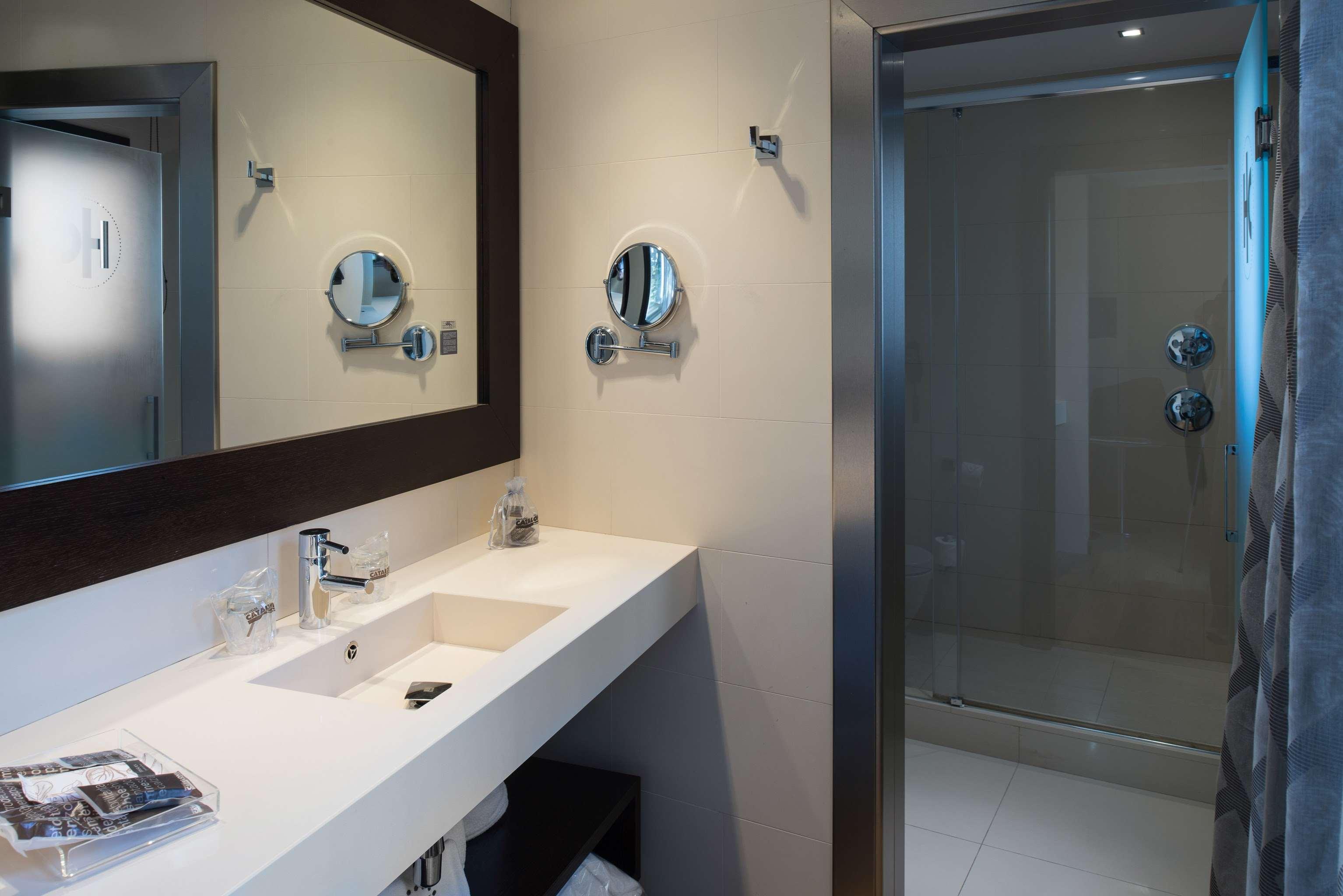 Double Single with Balcony