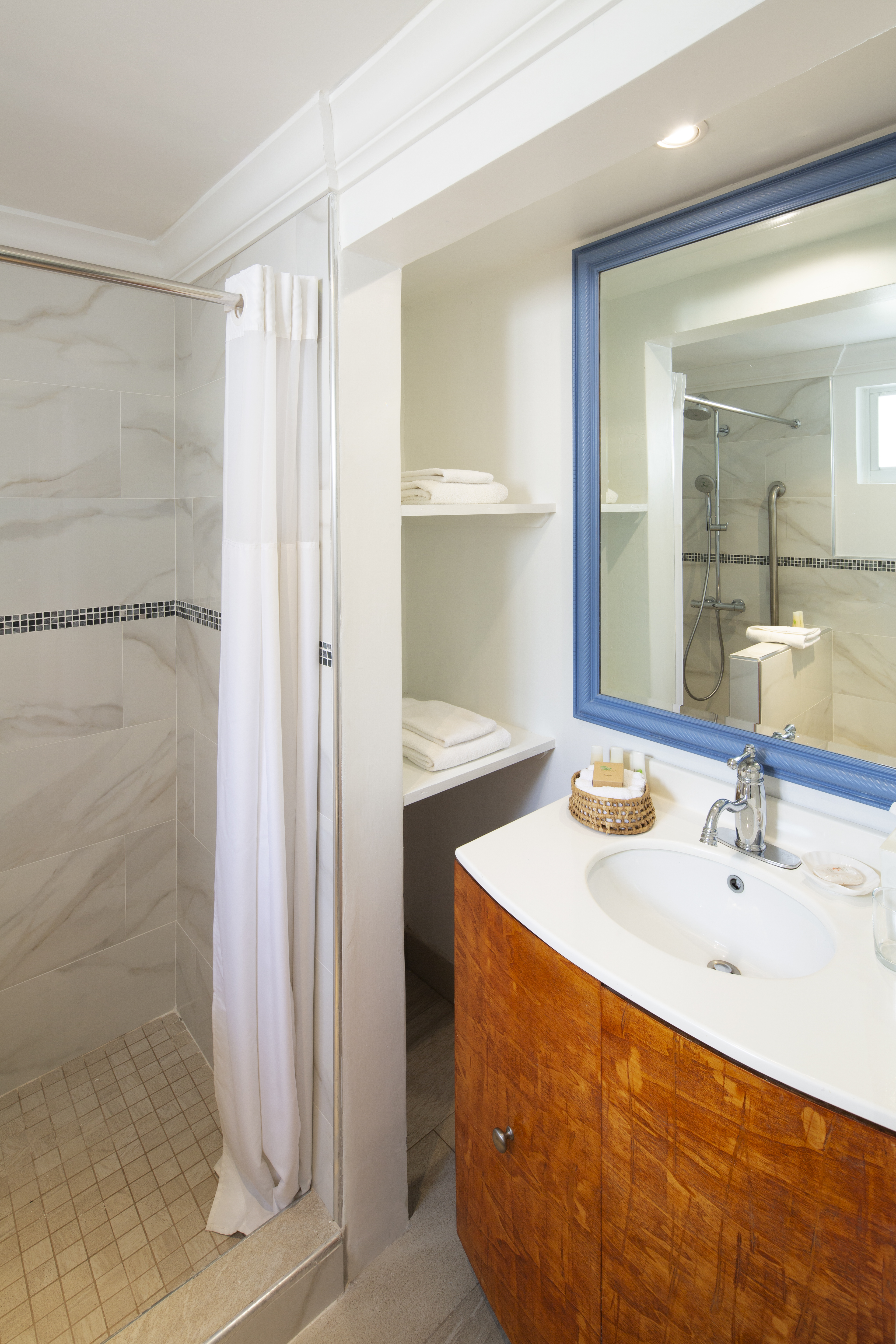 Double Superior Garden View