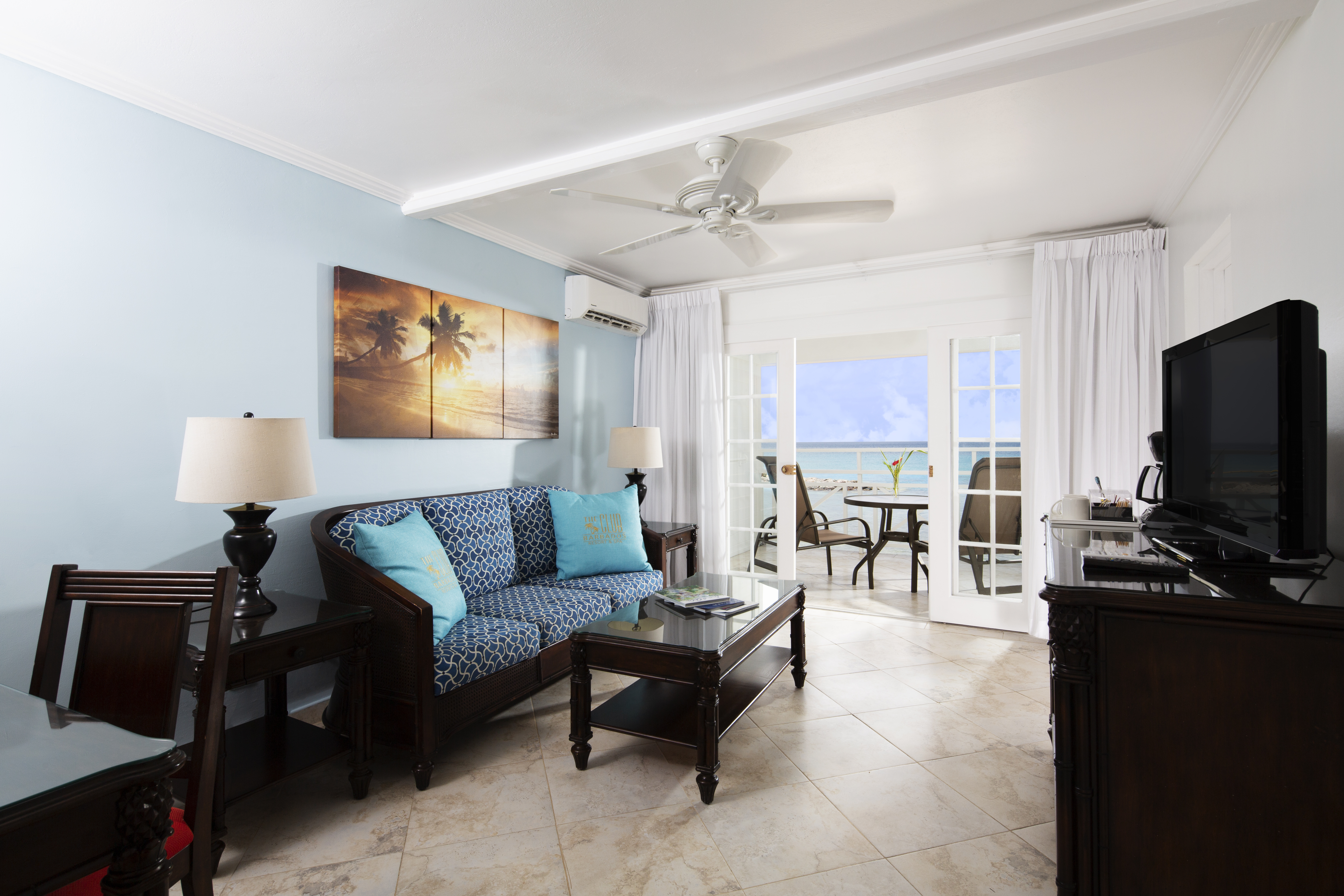 Suite Ocean Front One Bedroom