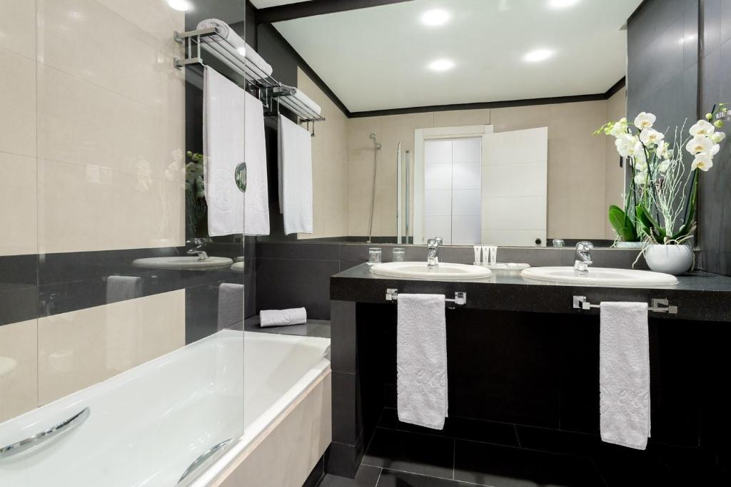 Double Single with Terrace