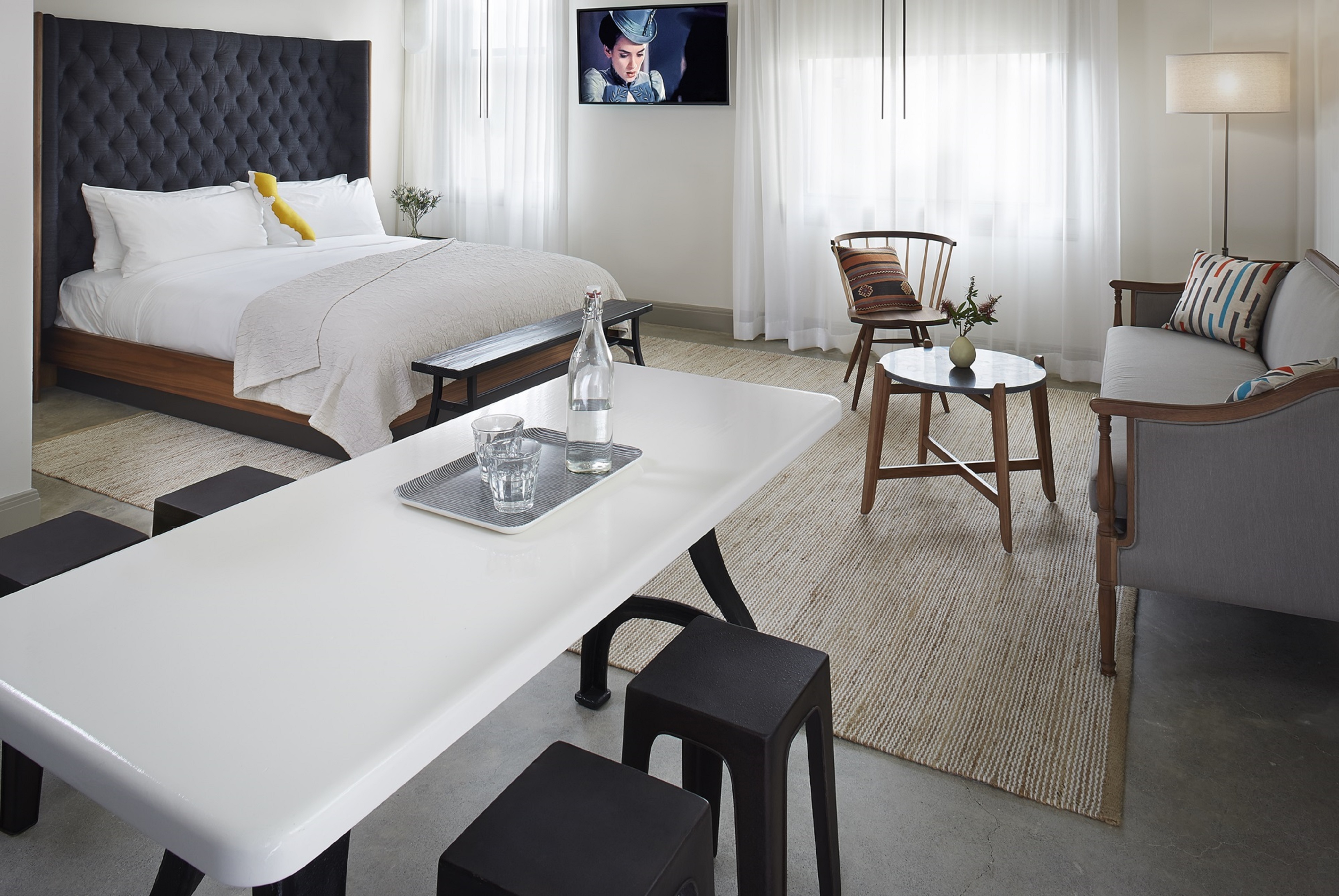 Single Deluxe One Bed